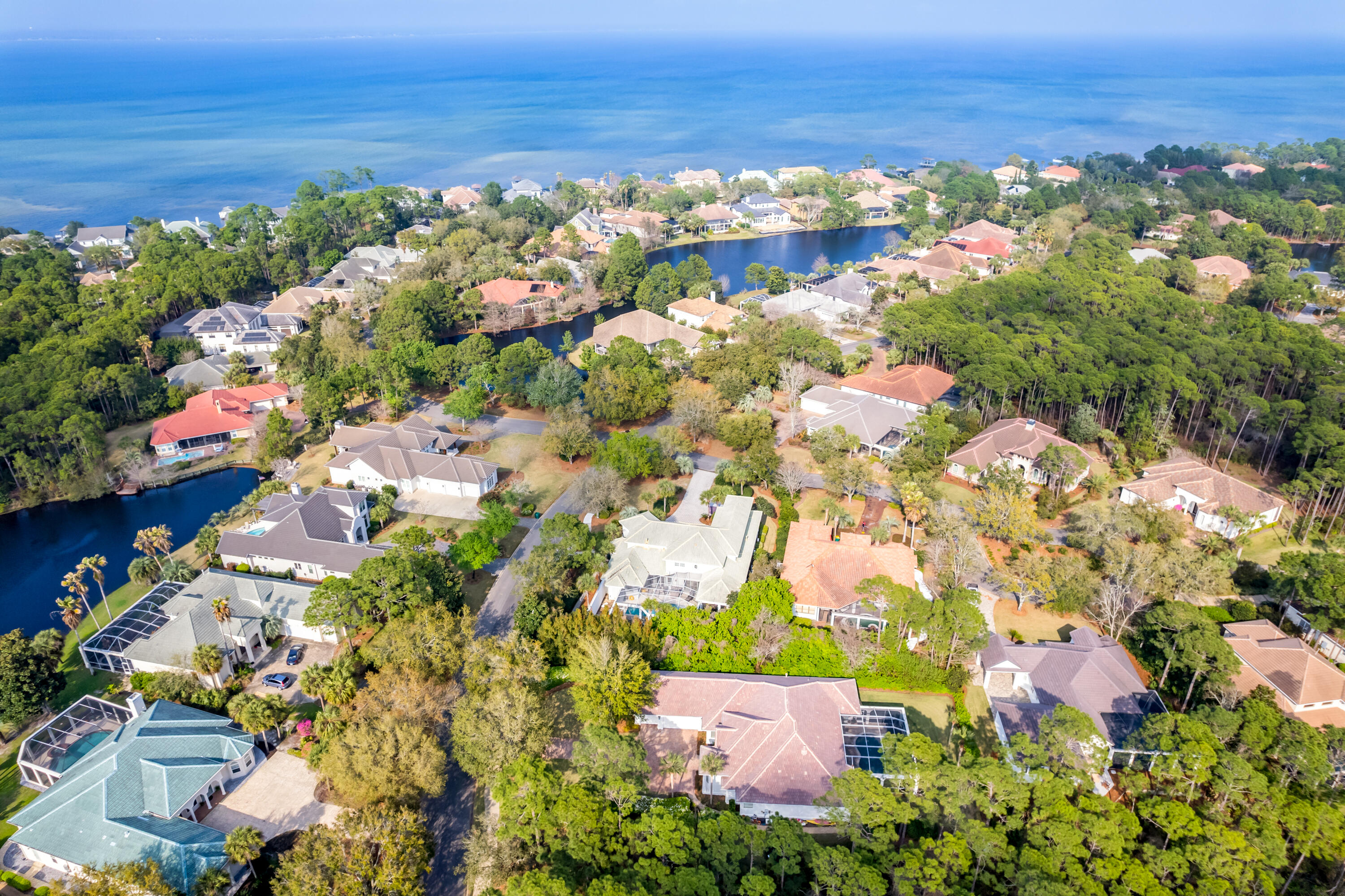 REGATTA BAY - Residential