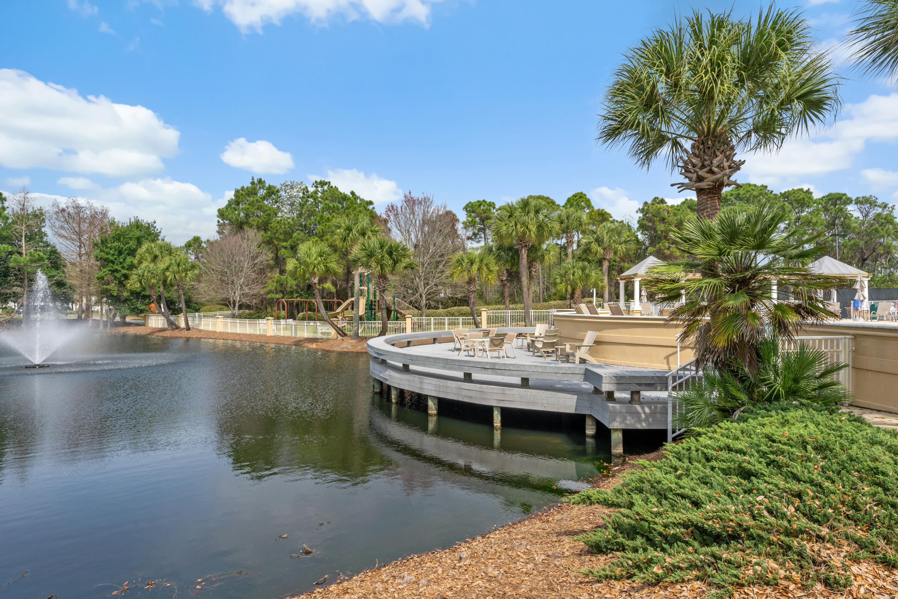 REGATTA BAY - Residential