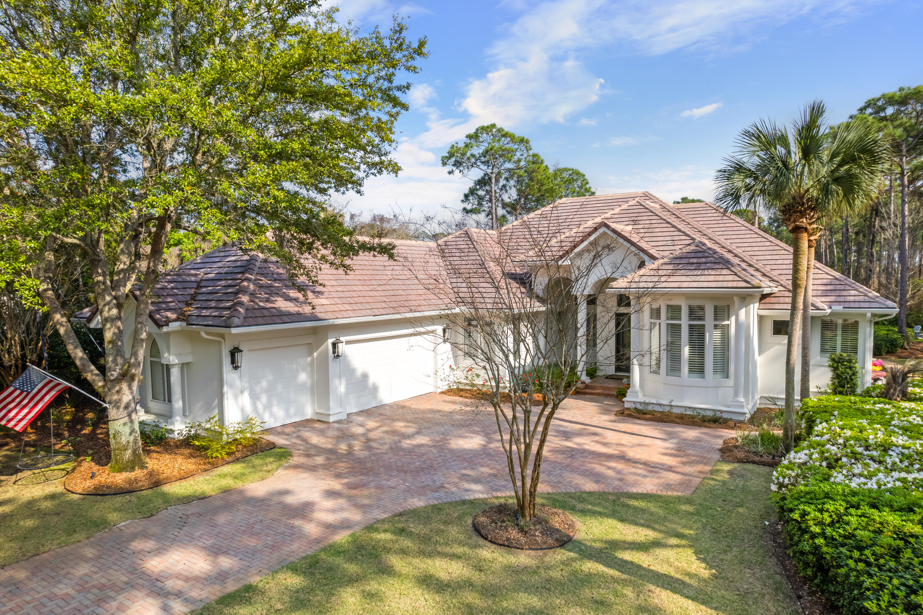 REGATTA BAY - Residential