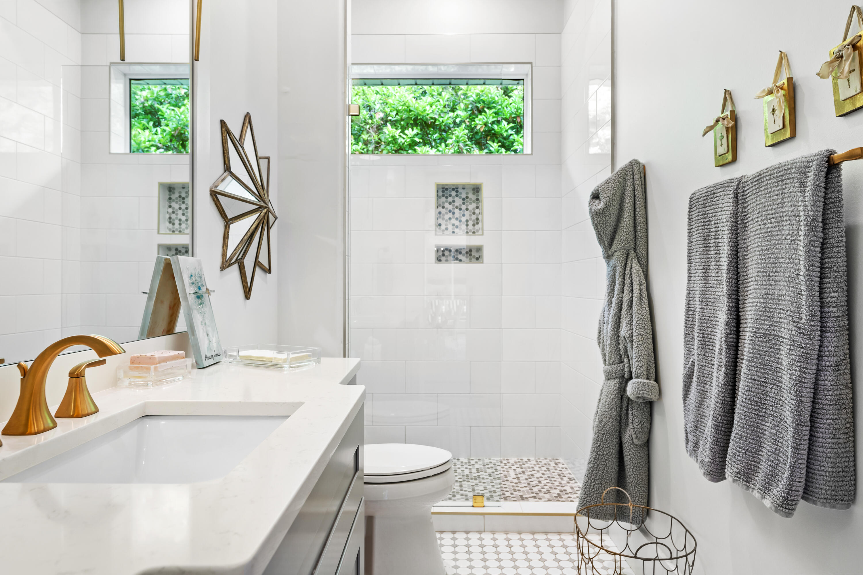 REGATTA BAY - Residential