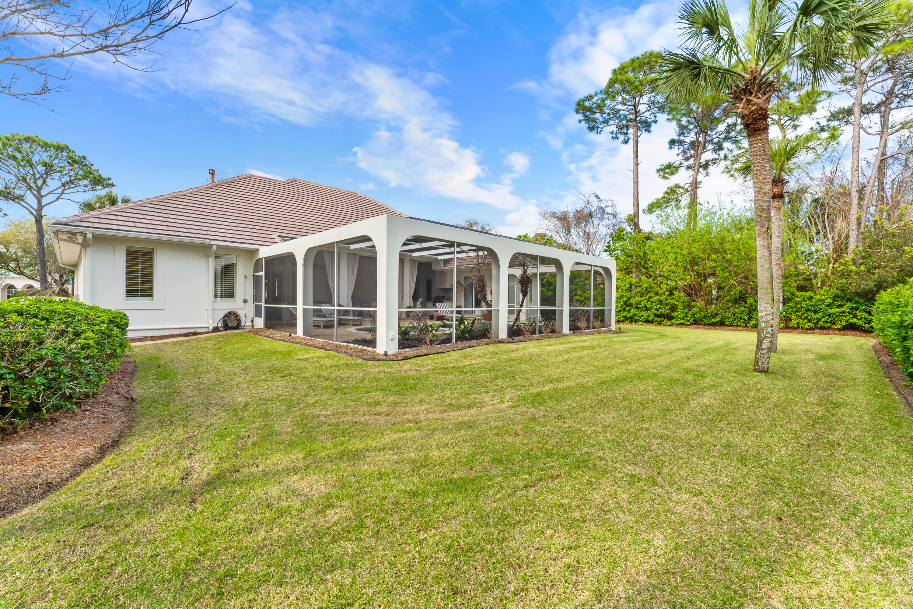 REGATTA BAY - Residential