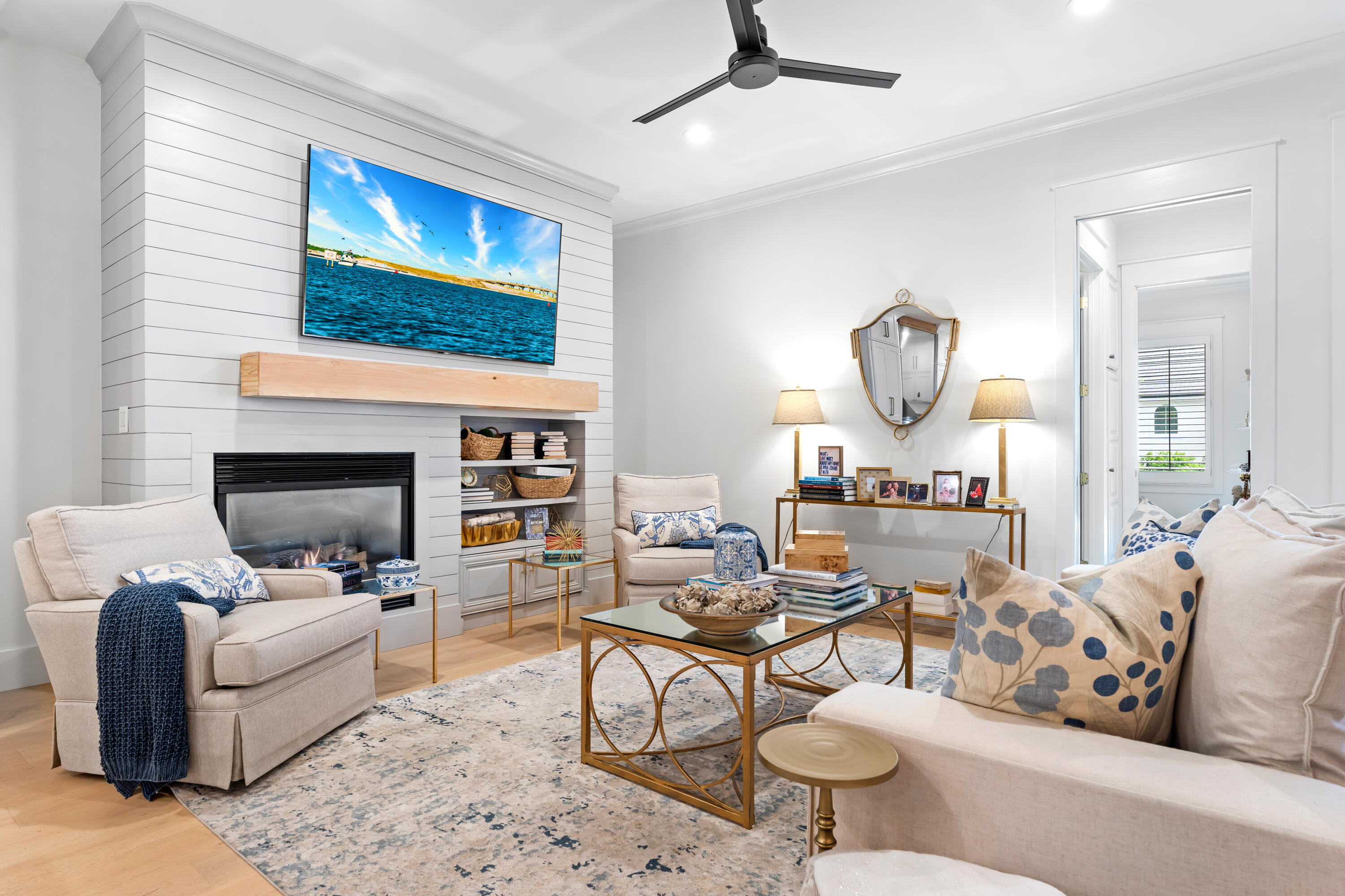 REGATTA BAY - Residential