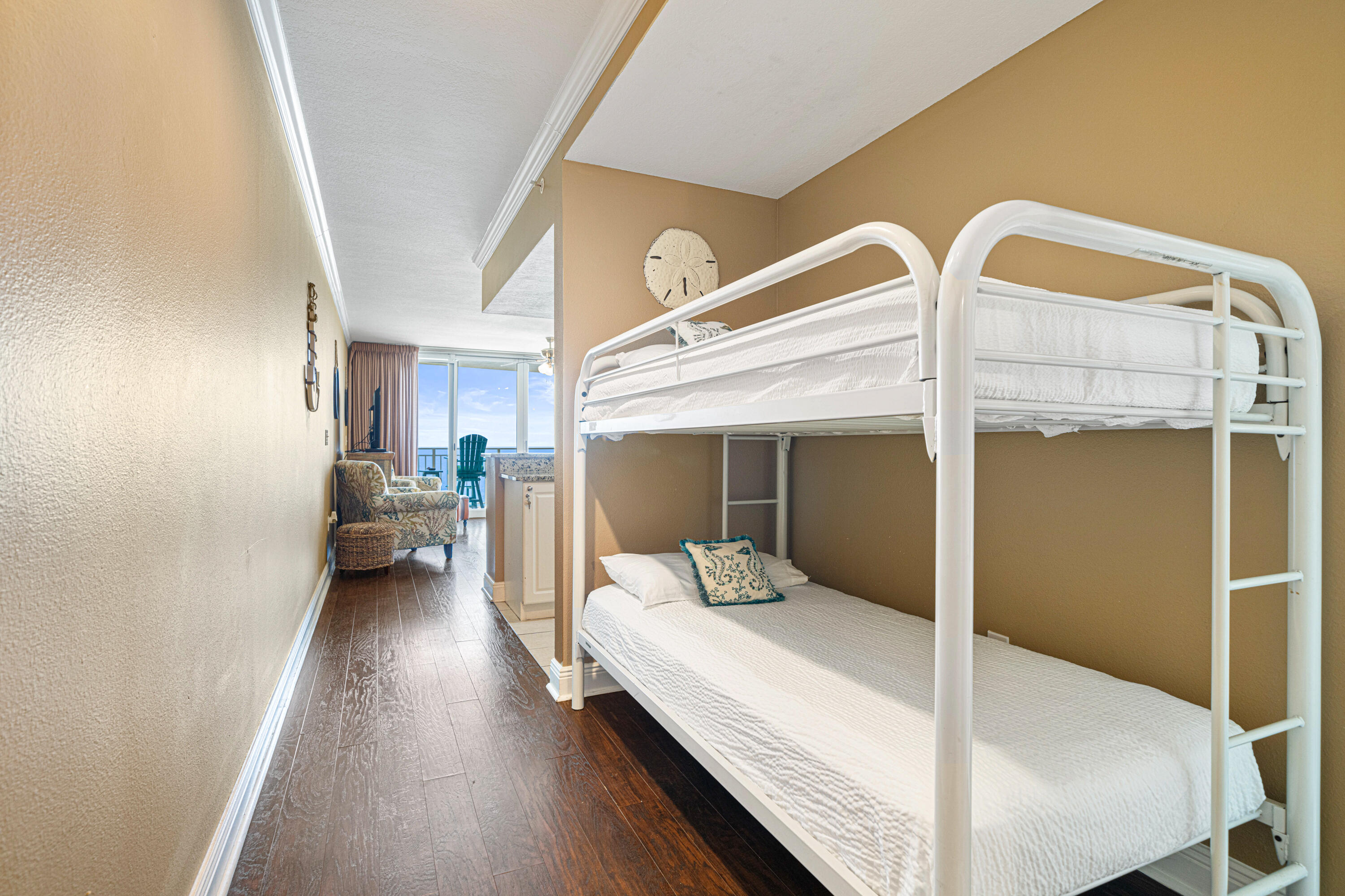 14701 Front Beach Rd Road 1226