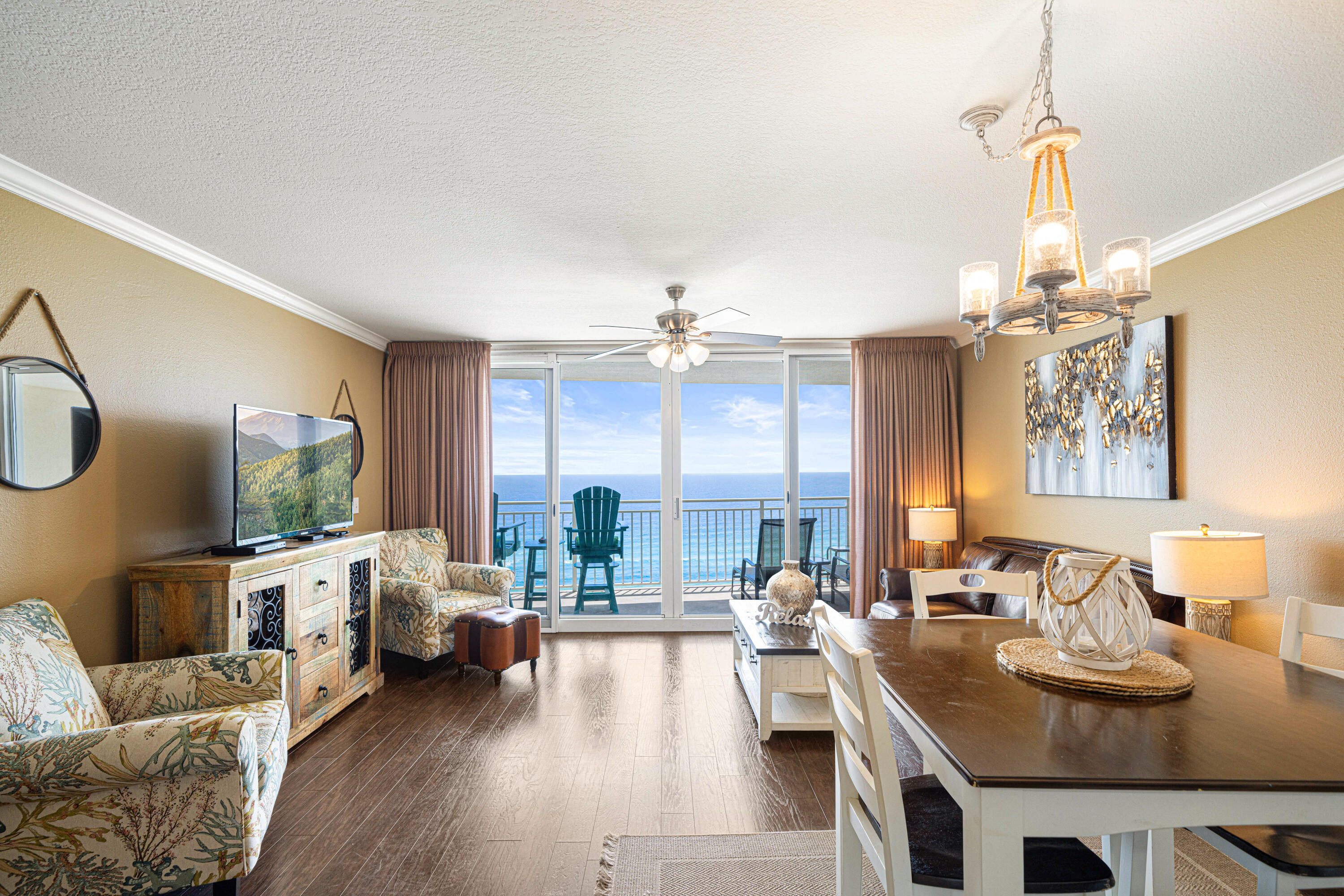 EMERALD BEACH RESORT - Residential