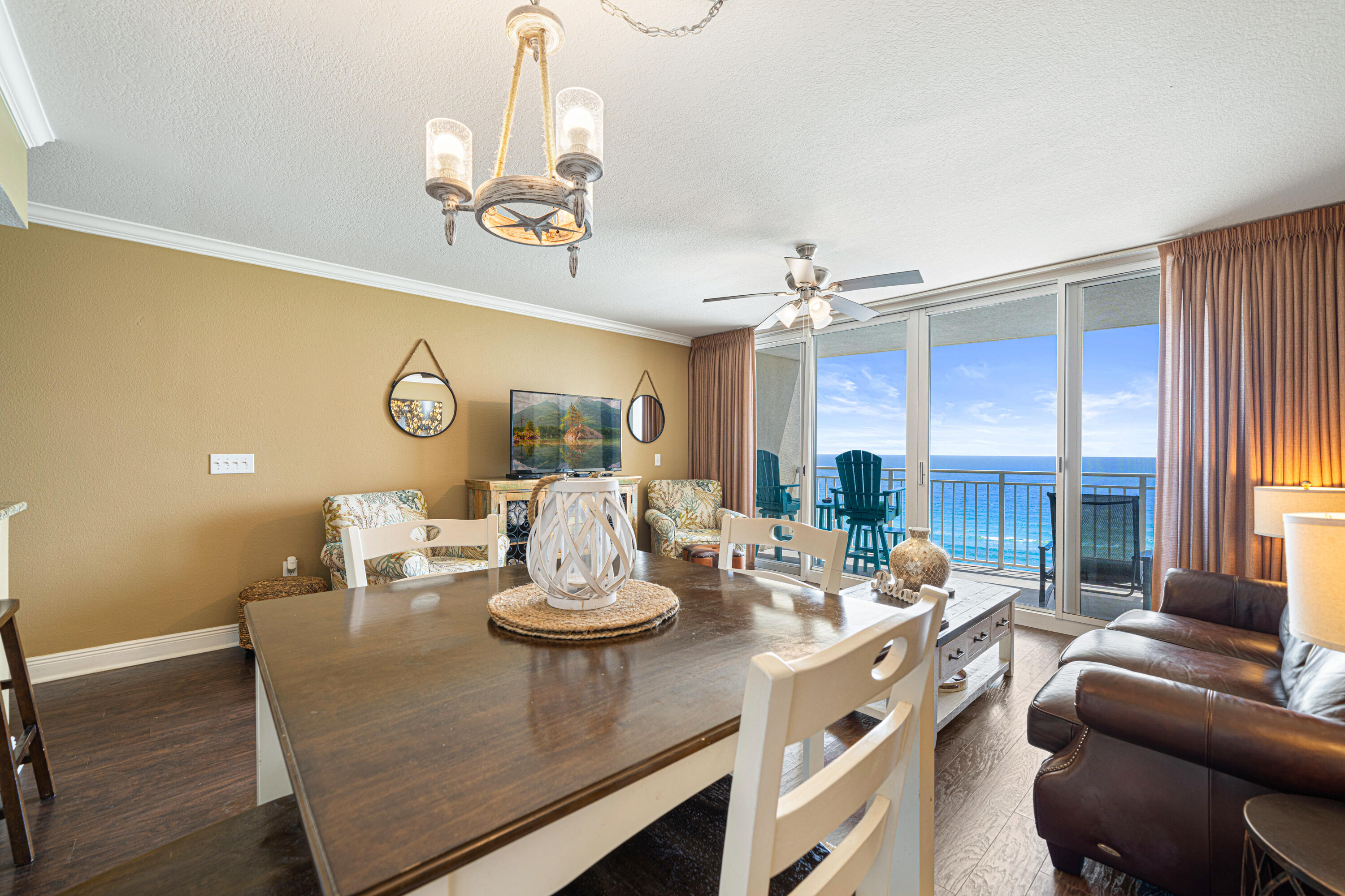 EMERALD BEACH RESORT - Residential