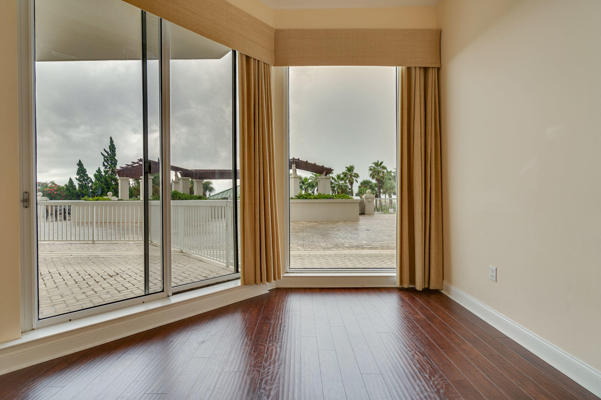 ST. BARTH AT SILVER SHELLS - Residential