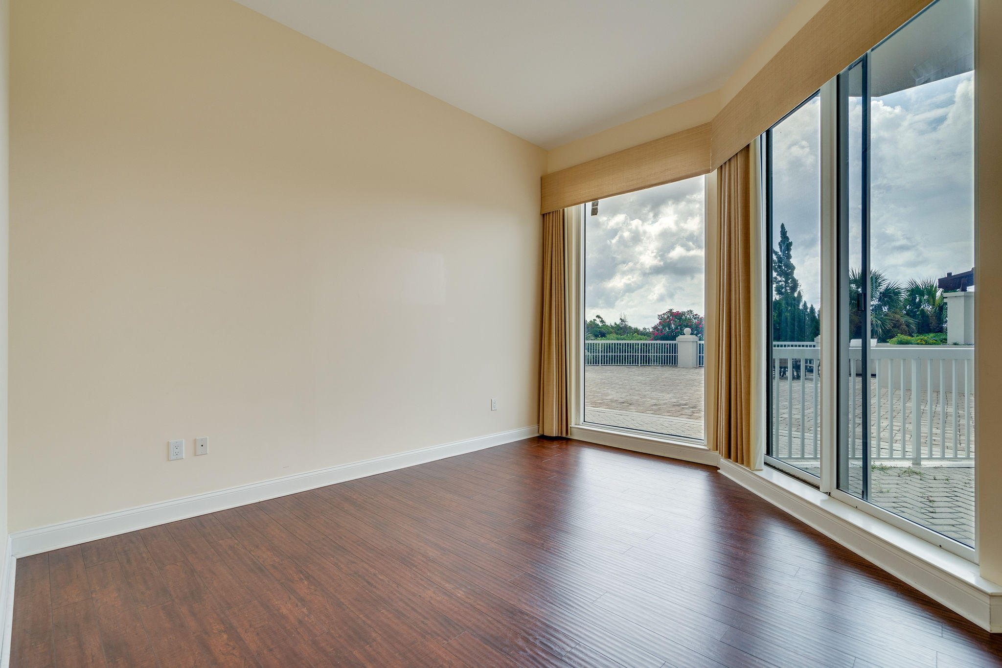 ST. BARTH AT SILVER SHELLS - Residential