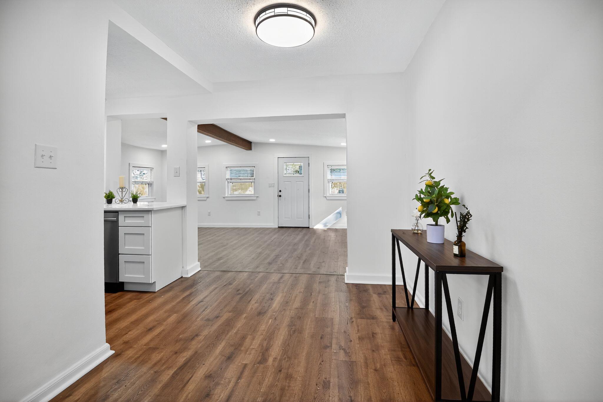 2ND ADD GARNIER BCH LOT 2 BLK 5 - Residential