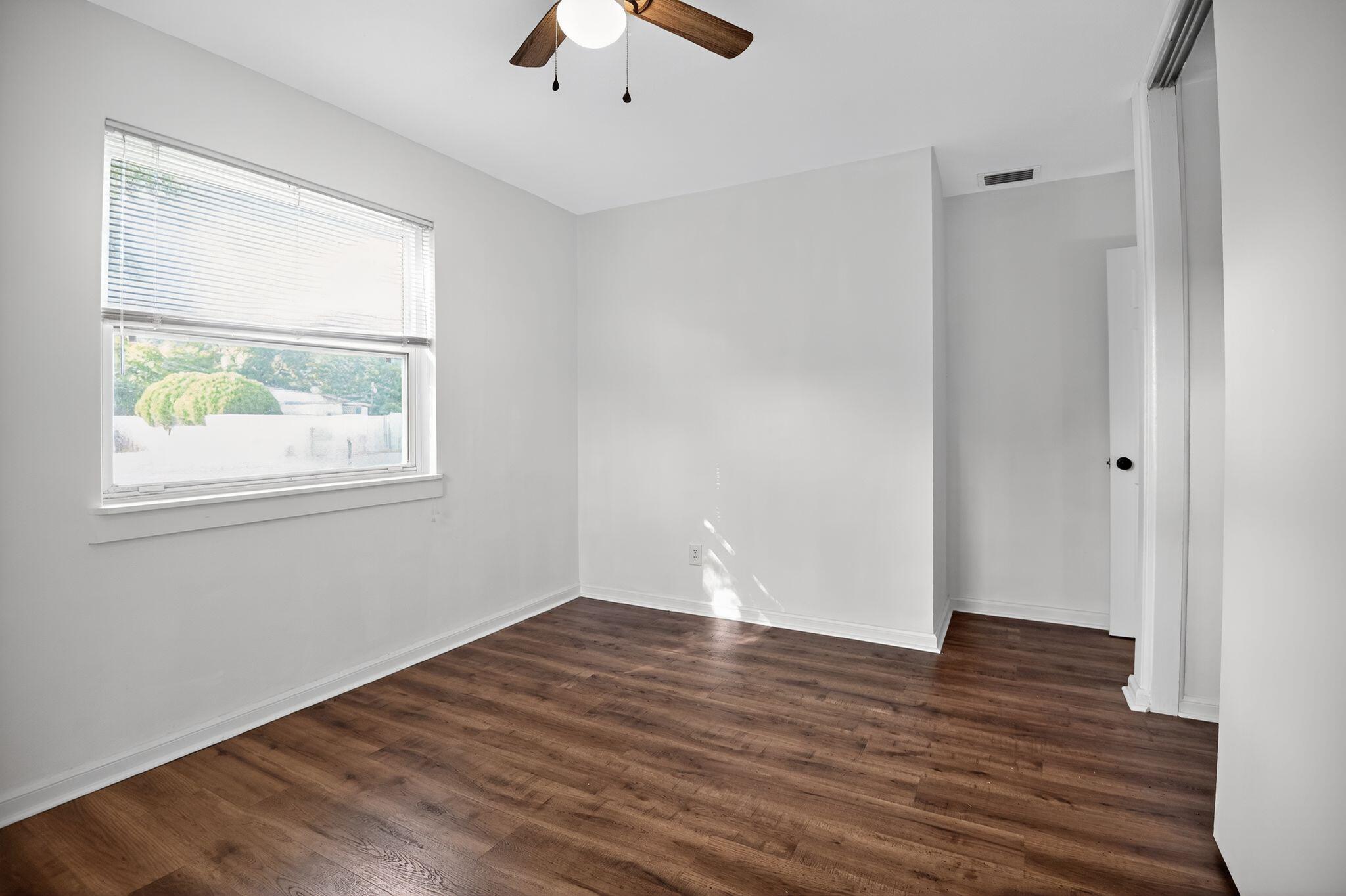 2ND ADD GARNIER BCH LOT 2 BLK 5 - Residential