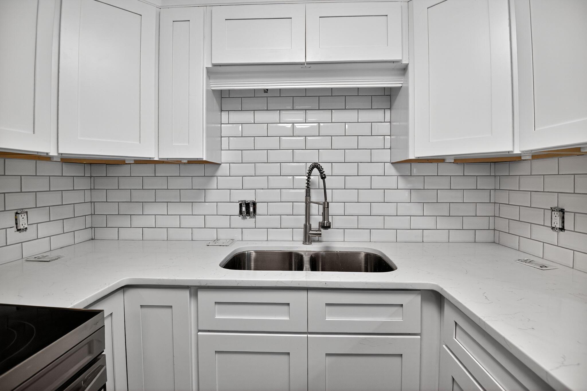 2ND ADD GARNIER BCH LOT 2 BLK 5 - Residential