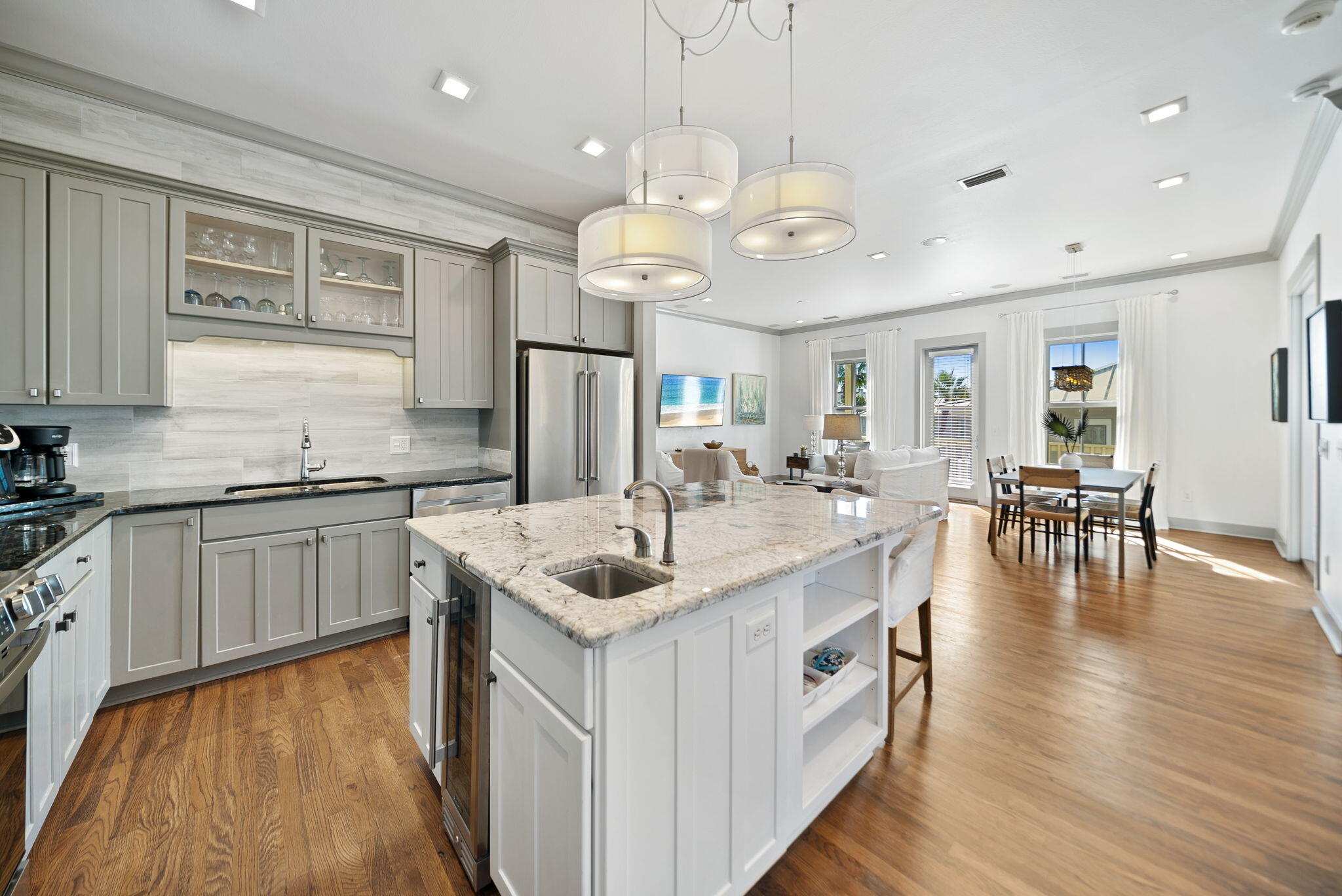 SUNSET BEACH - Residential