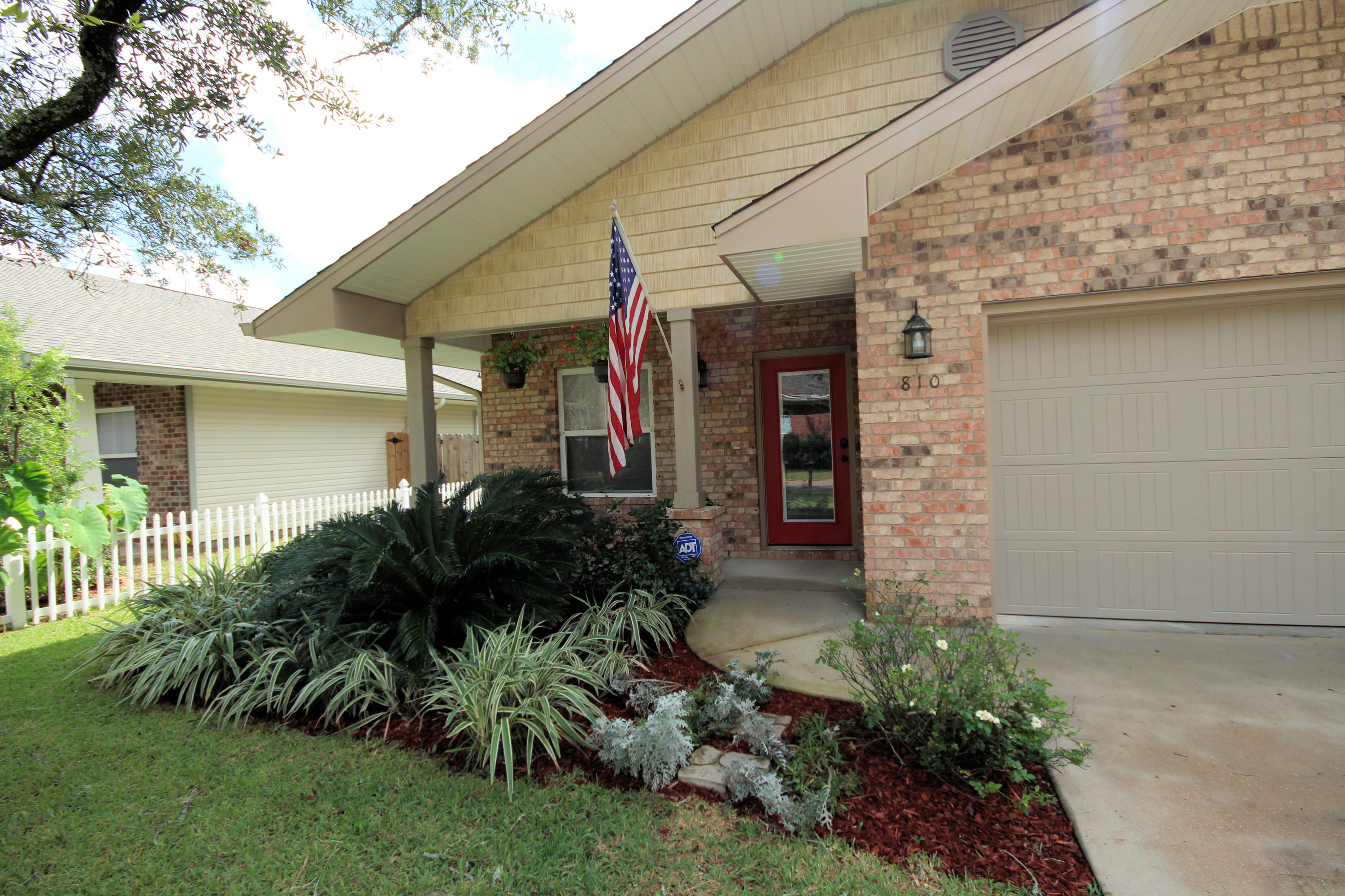 WOODLAND ACRES - Residential