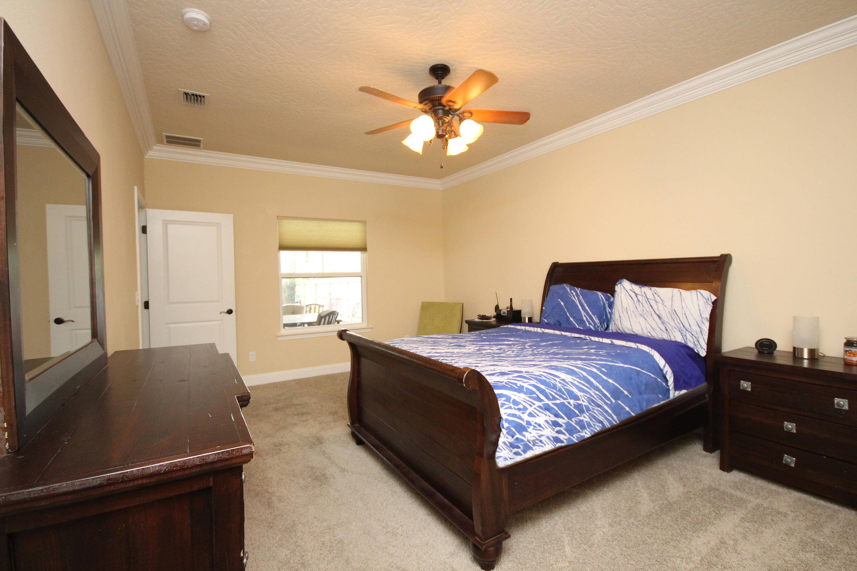 WOODLAND ACRES - Residential