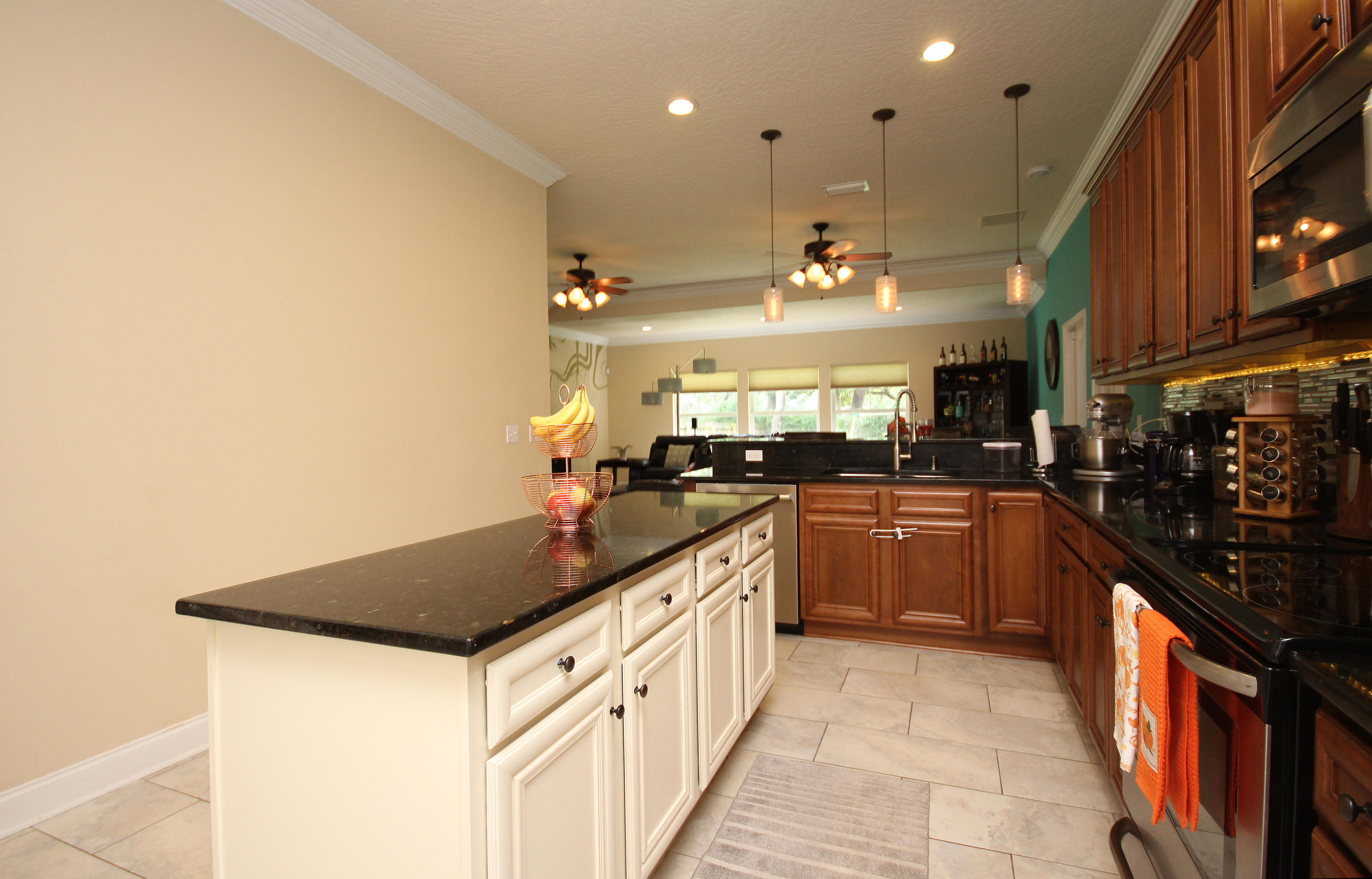 WOODLAND ACRES - Residential