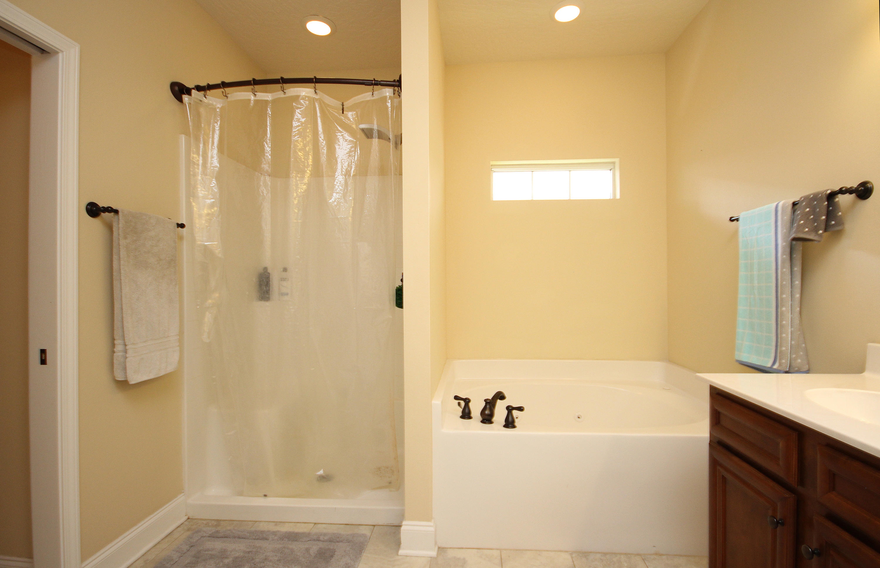 WOODLAND ACRES - Residential