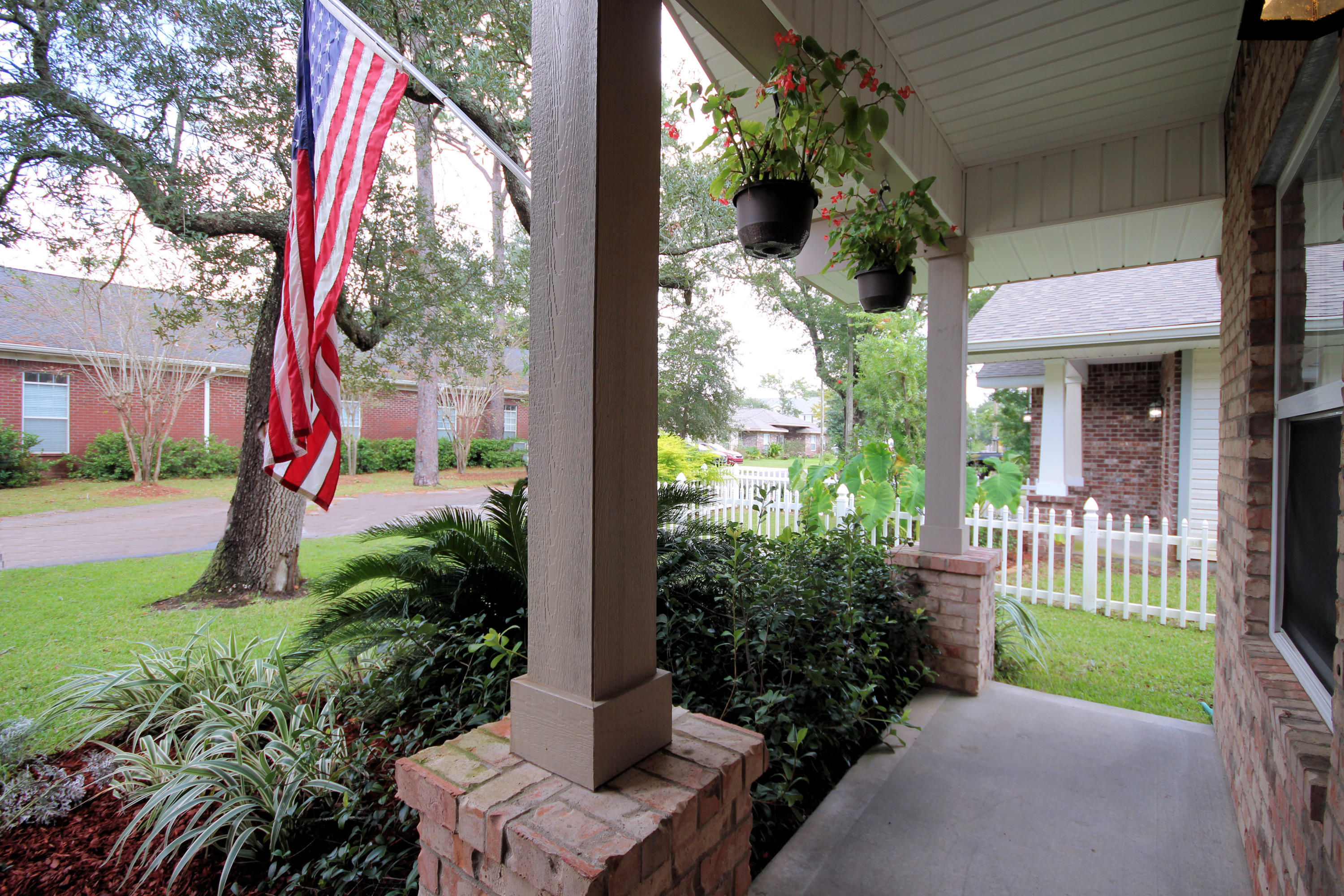 WOODLAND ACRES - Residential