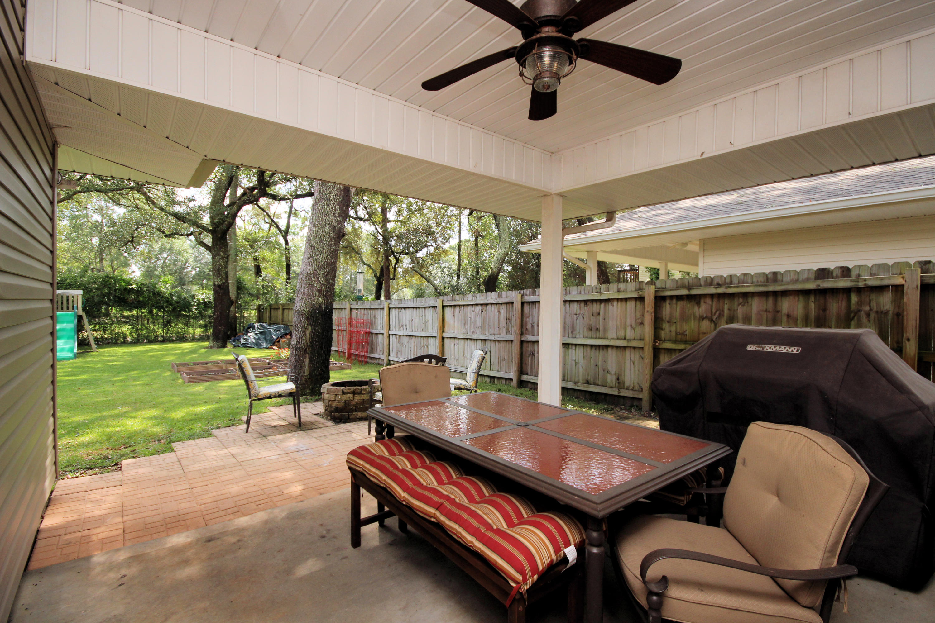 WOODLAND ACRES - Residential