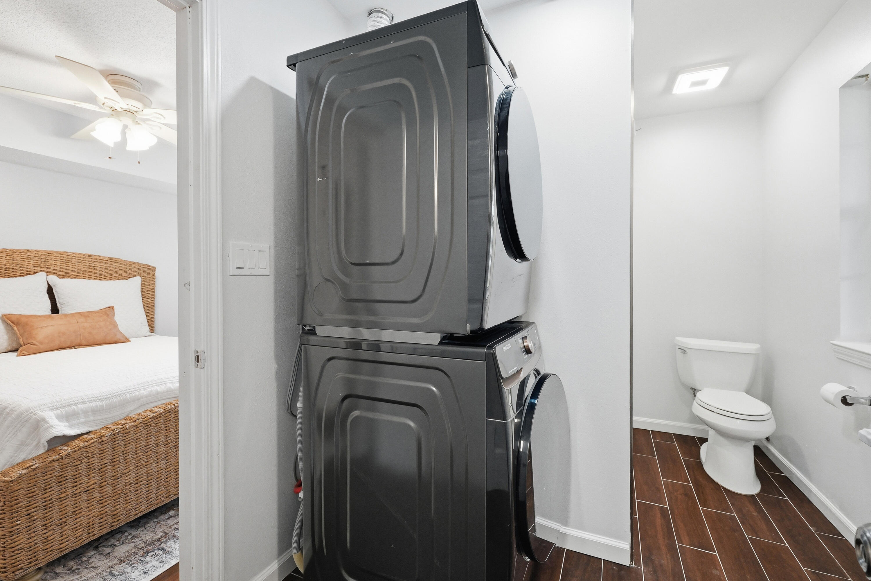 ROCKY BAYOU COUNTRY CLUB ESTATES 3 - Residential