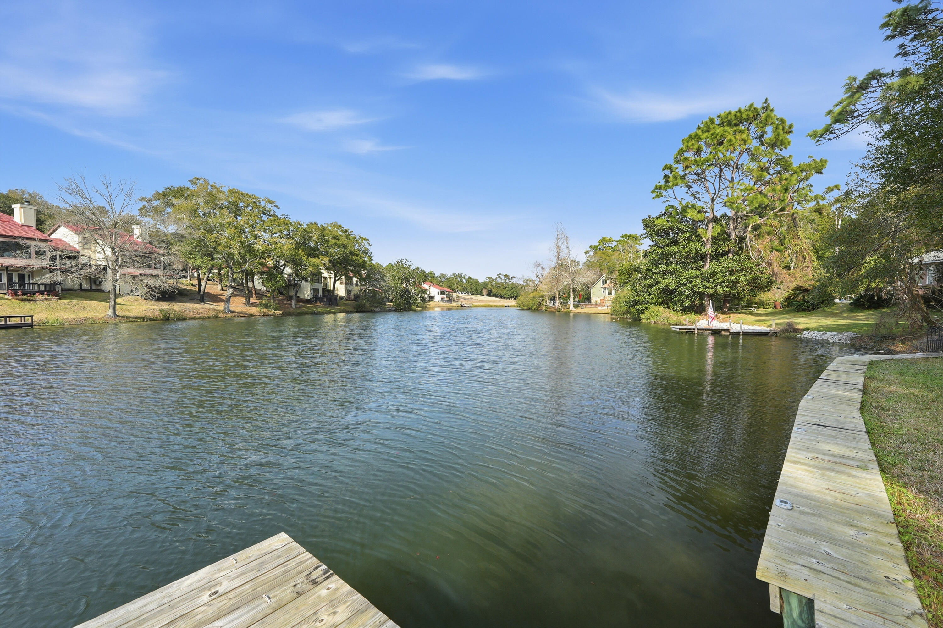 ROCKY BAYOU COUNTRY CLUB ESTATES 3 - Residential