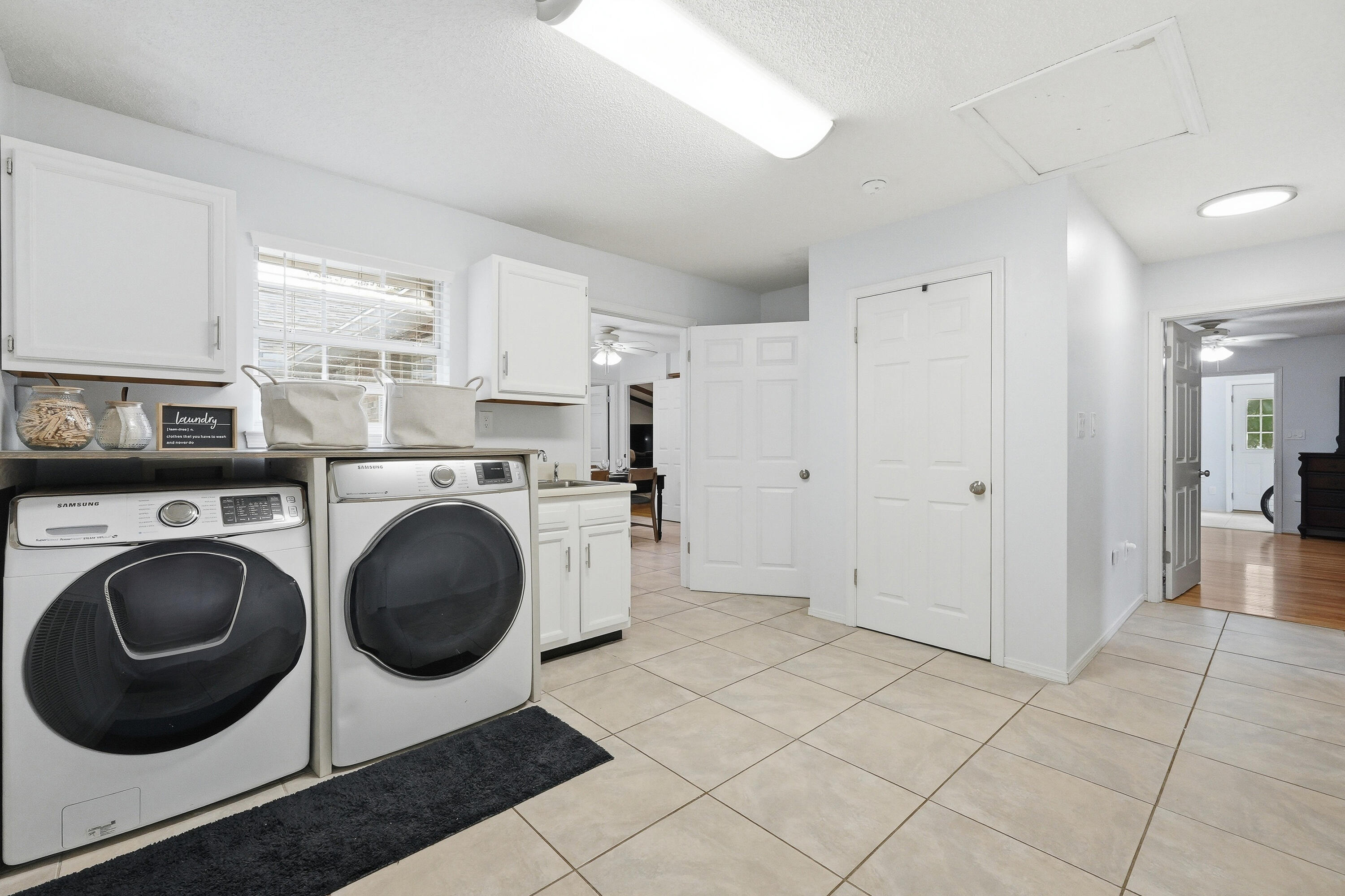 ROCKY BAYOU COUNTRY CLUB ESTATES 3 - Residential