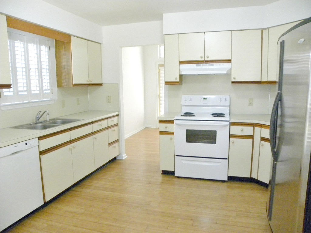 FOXWOOD ESTATES 2 - Residential