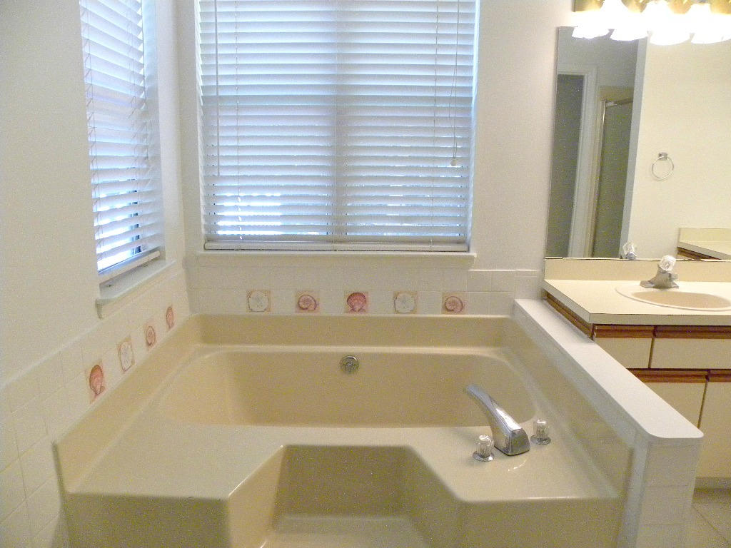 FOXWOOD ESTATES 2 - Residential