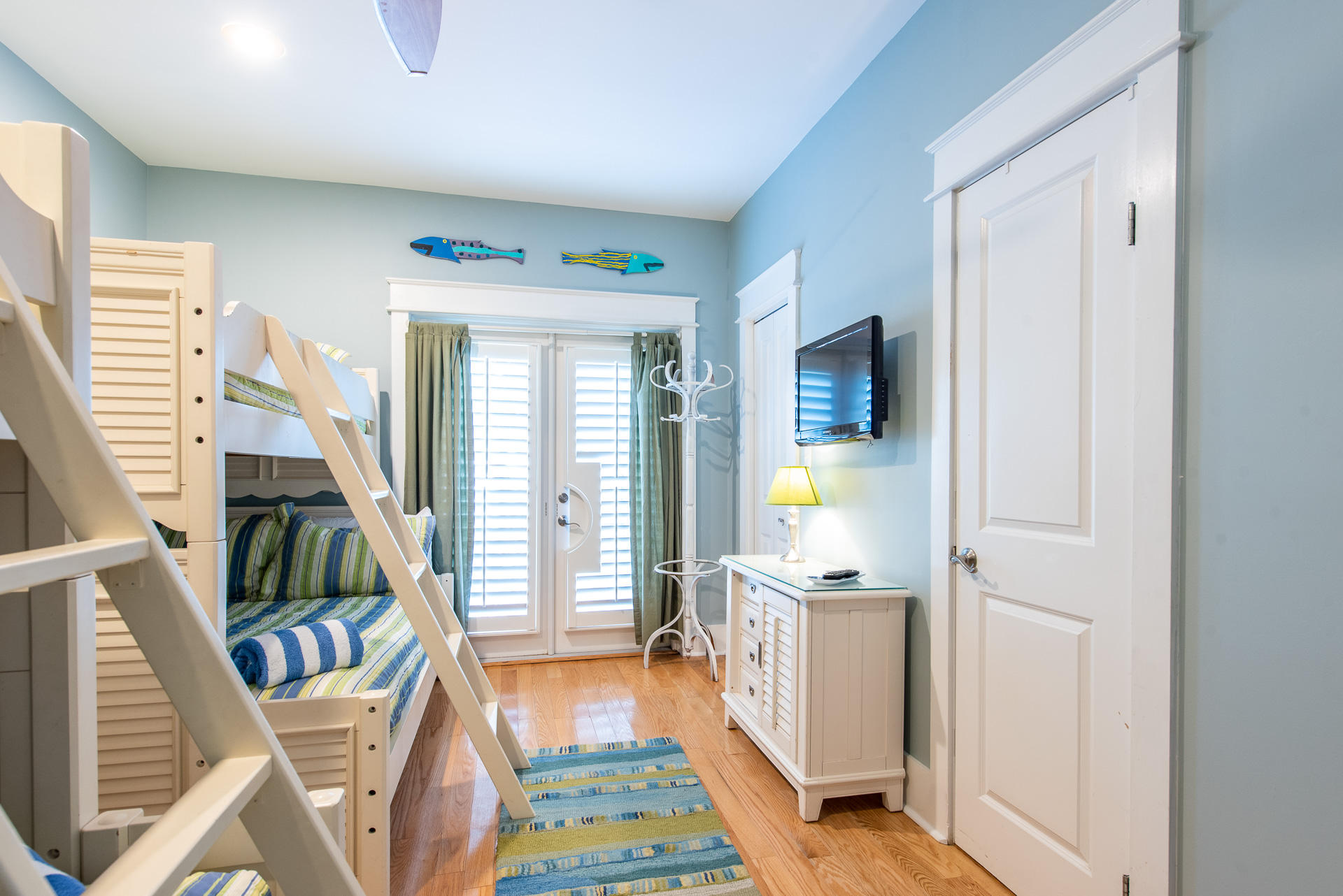 EASTERN LAKE S/D - Residential