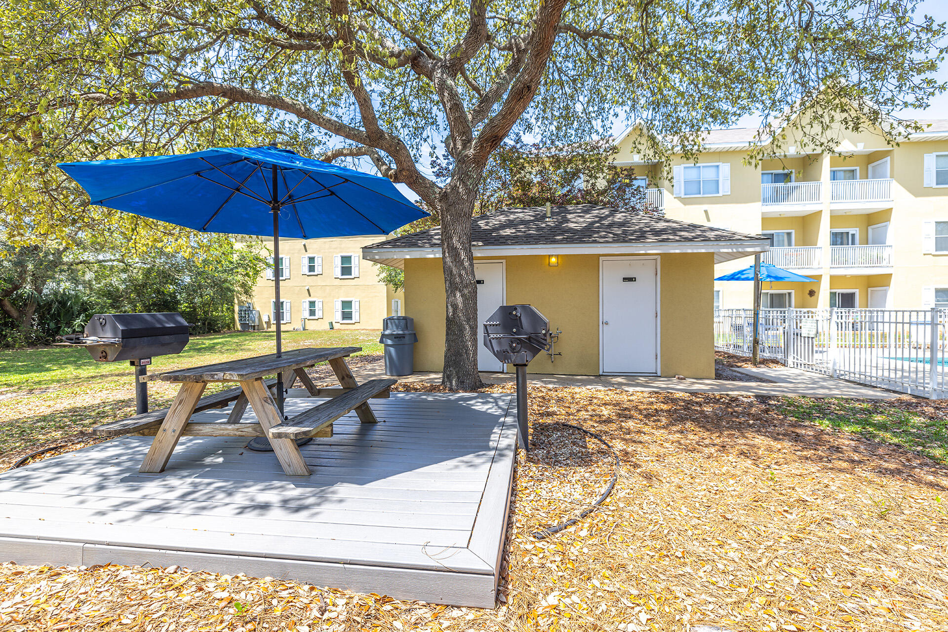 HERONS WATCH CONDO PH 2 - Residential