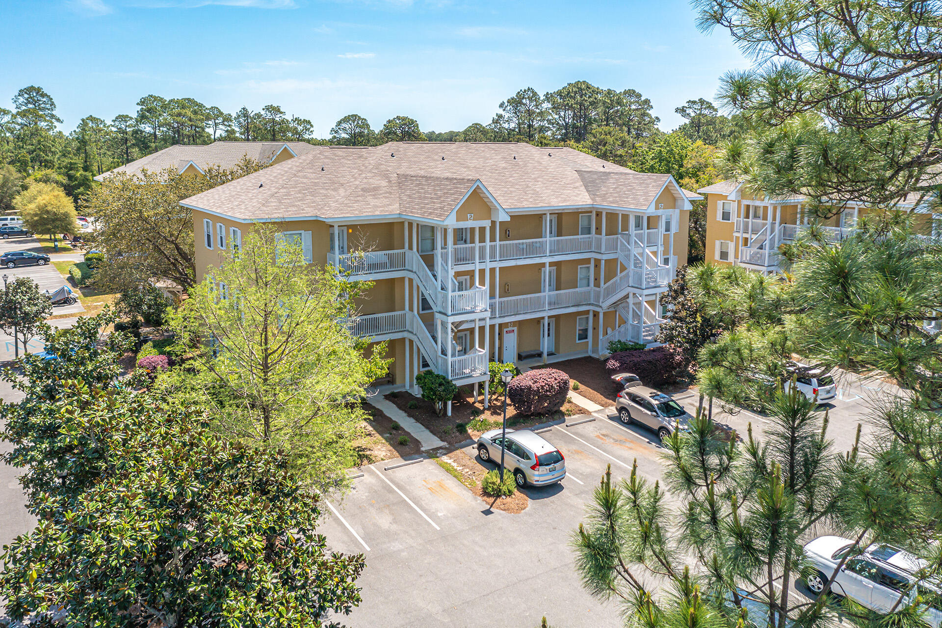 HERONS WATCH CONDO PH 2 - Residential