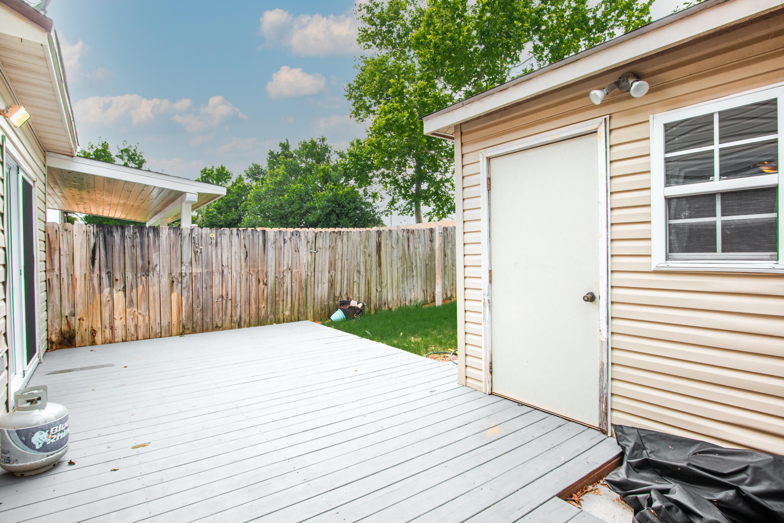 SANDALWOOD MANOR 1ST ADDN - Residential