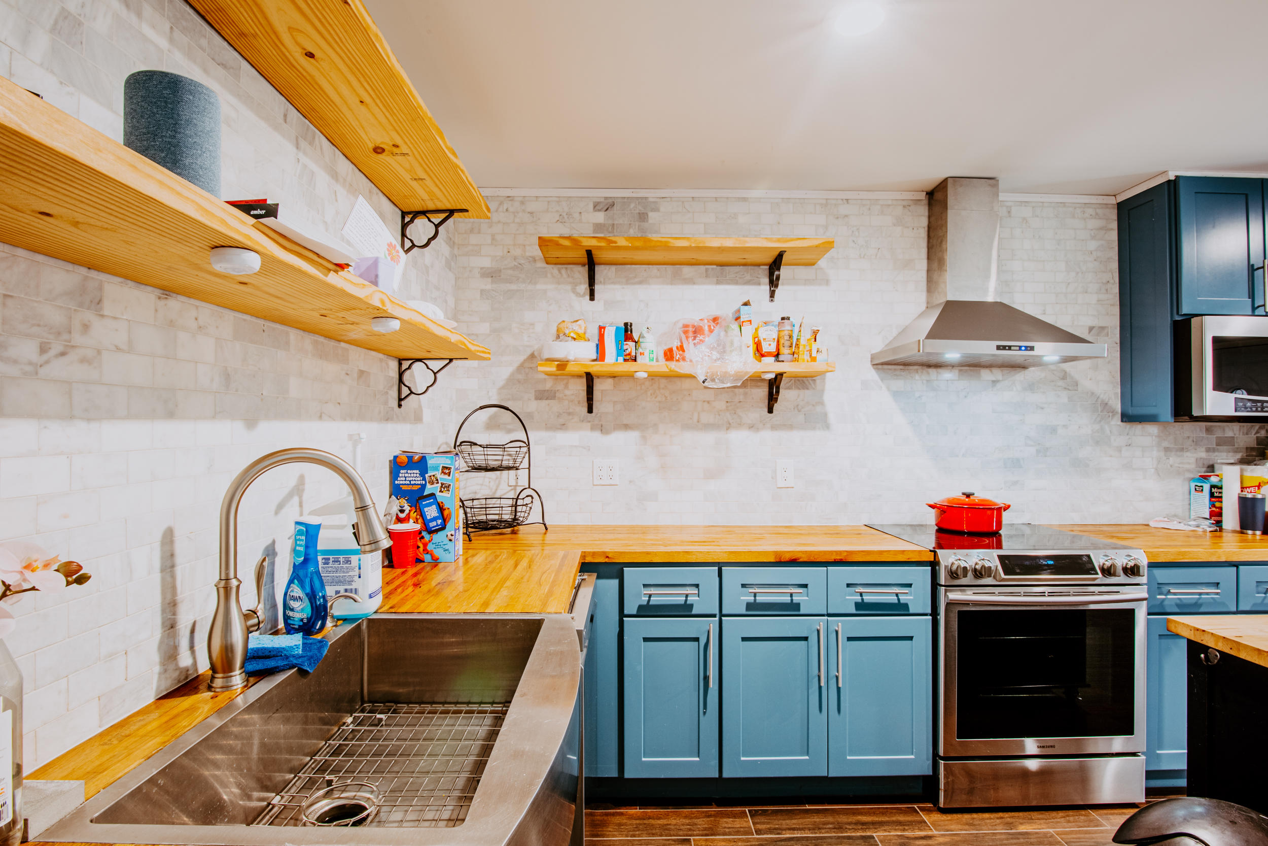 SANDALWOOD MANOR 1ST ADDN - Residential