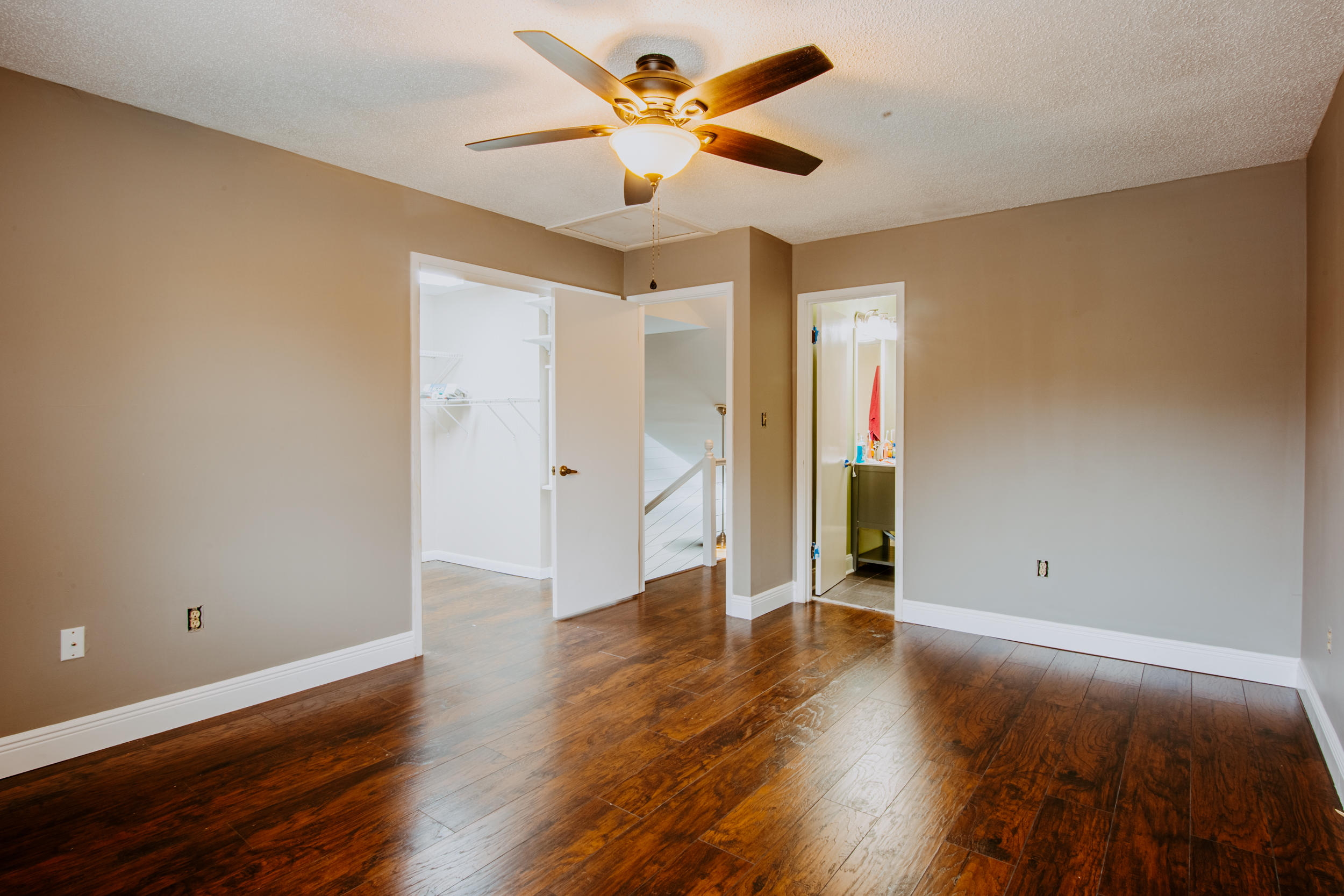 SANDALWOOD MANOR 1ST ADDN - Residential