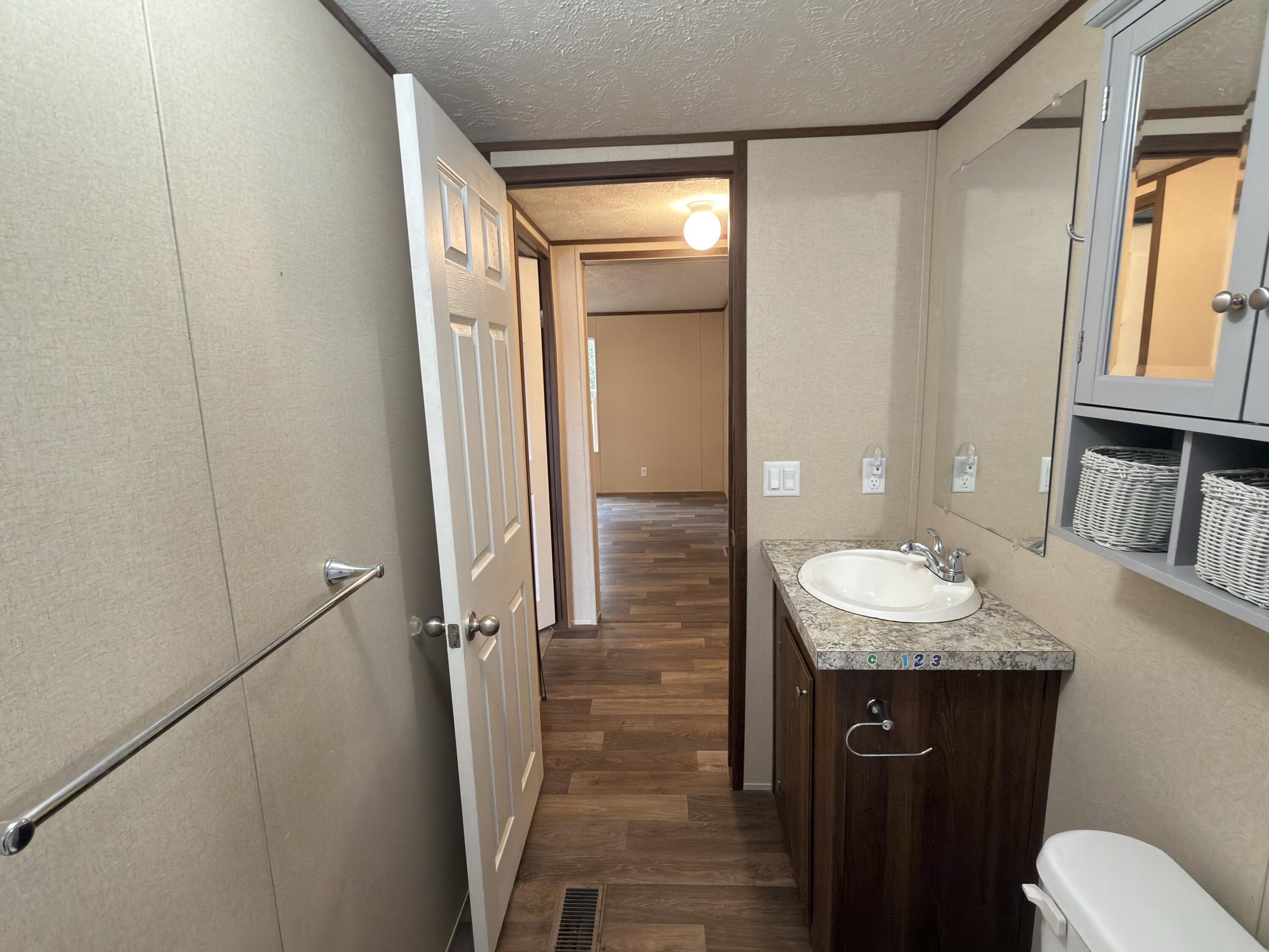 OAKWOOD HILLS UNIT 3 - Residential