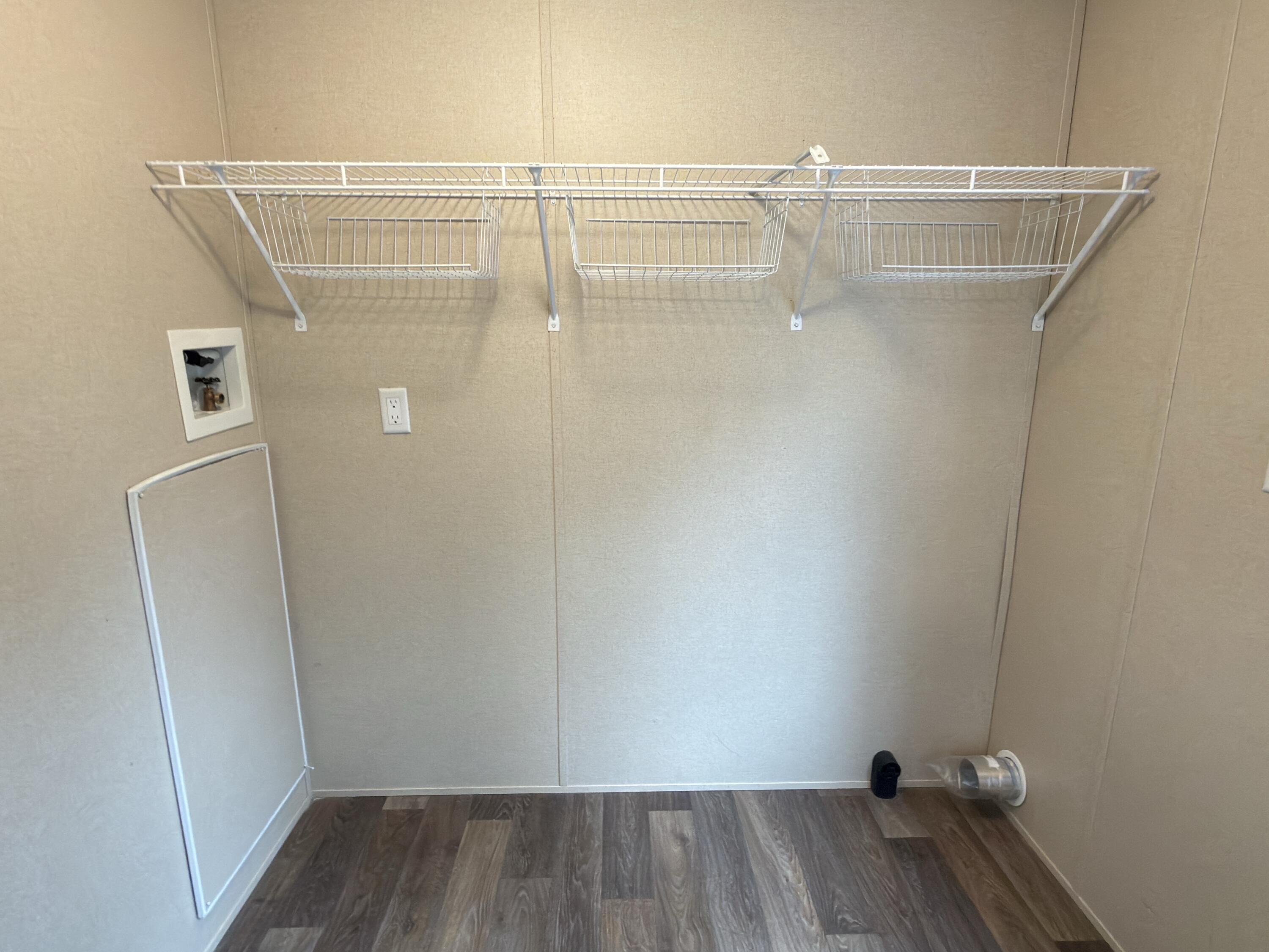 OAKWOOD HILLS UNIT 3 - Residential