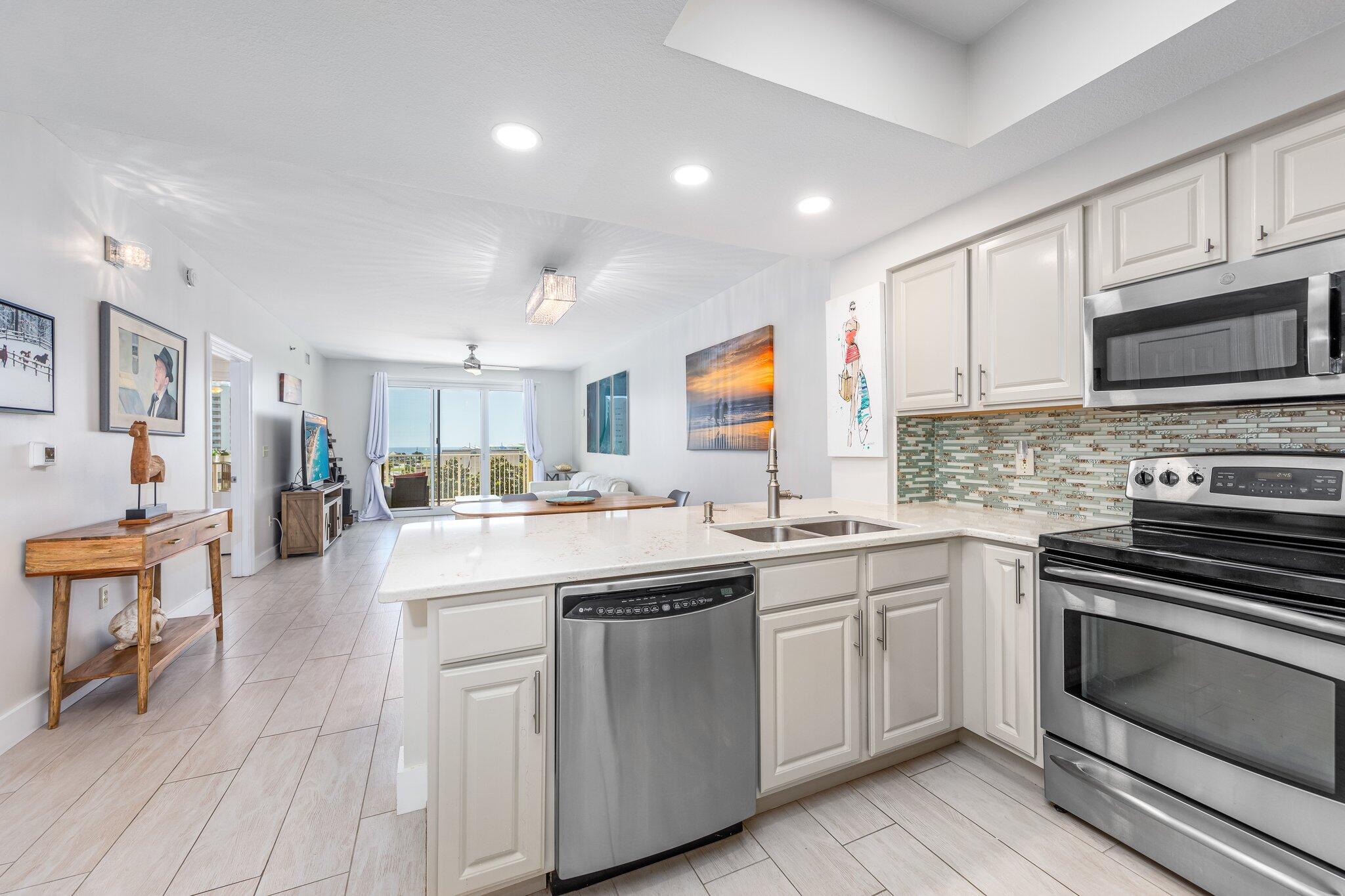 ARIEL DUNES II - Residential