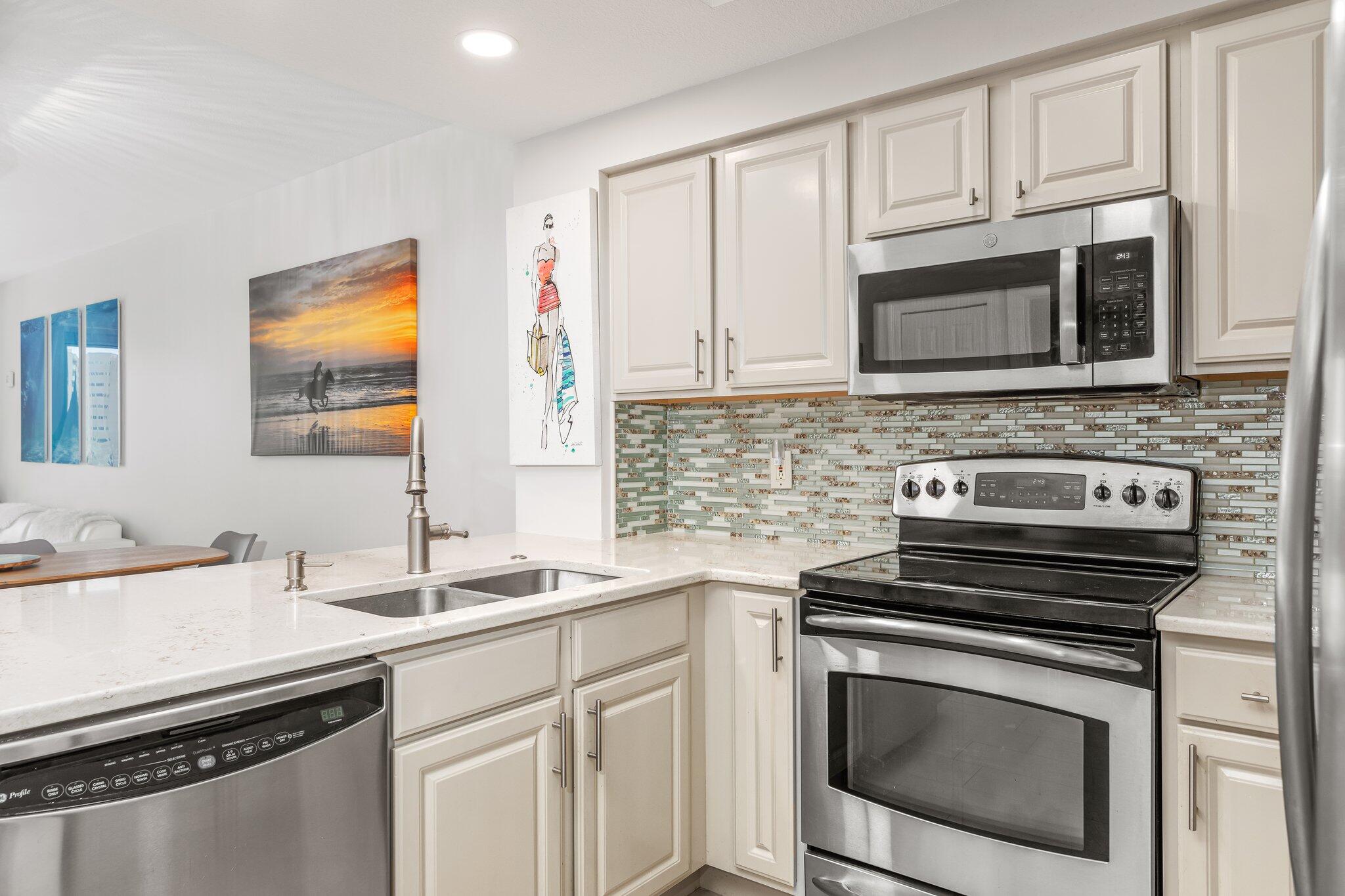 ARIEL DUNES II - Residential