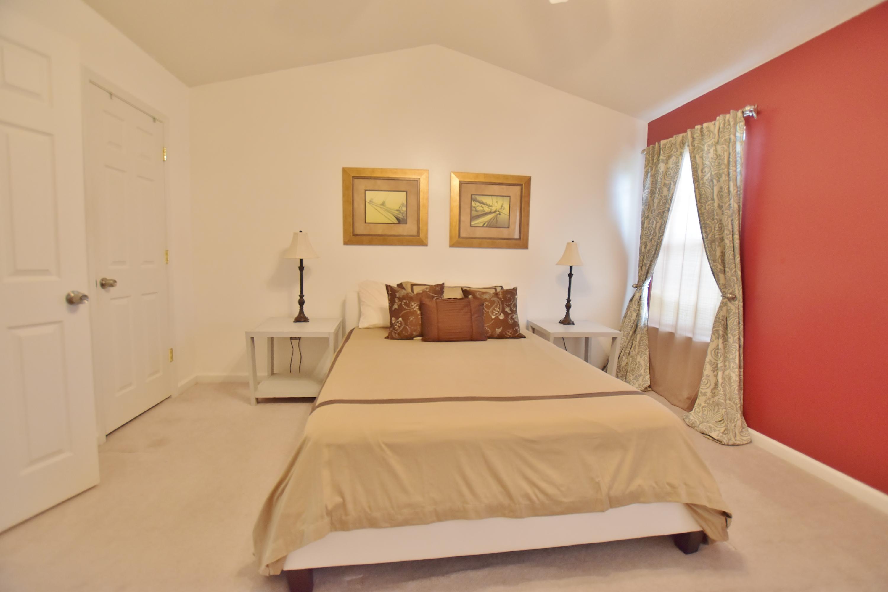 ROLLING PINES - Residential