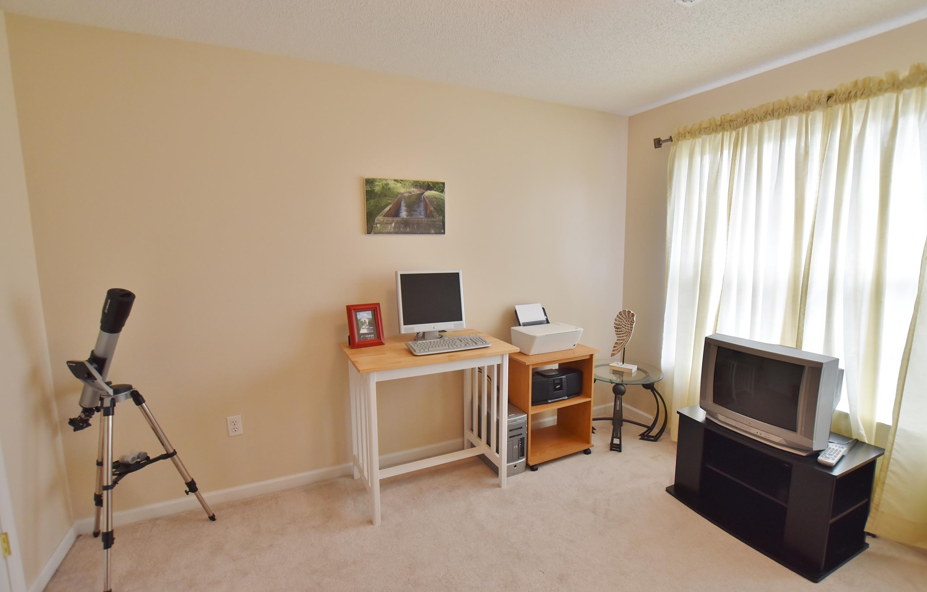 ROLLING PINES - Residential