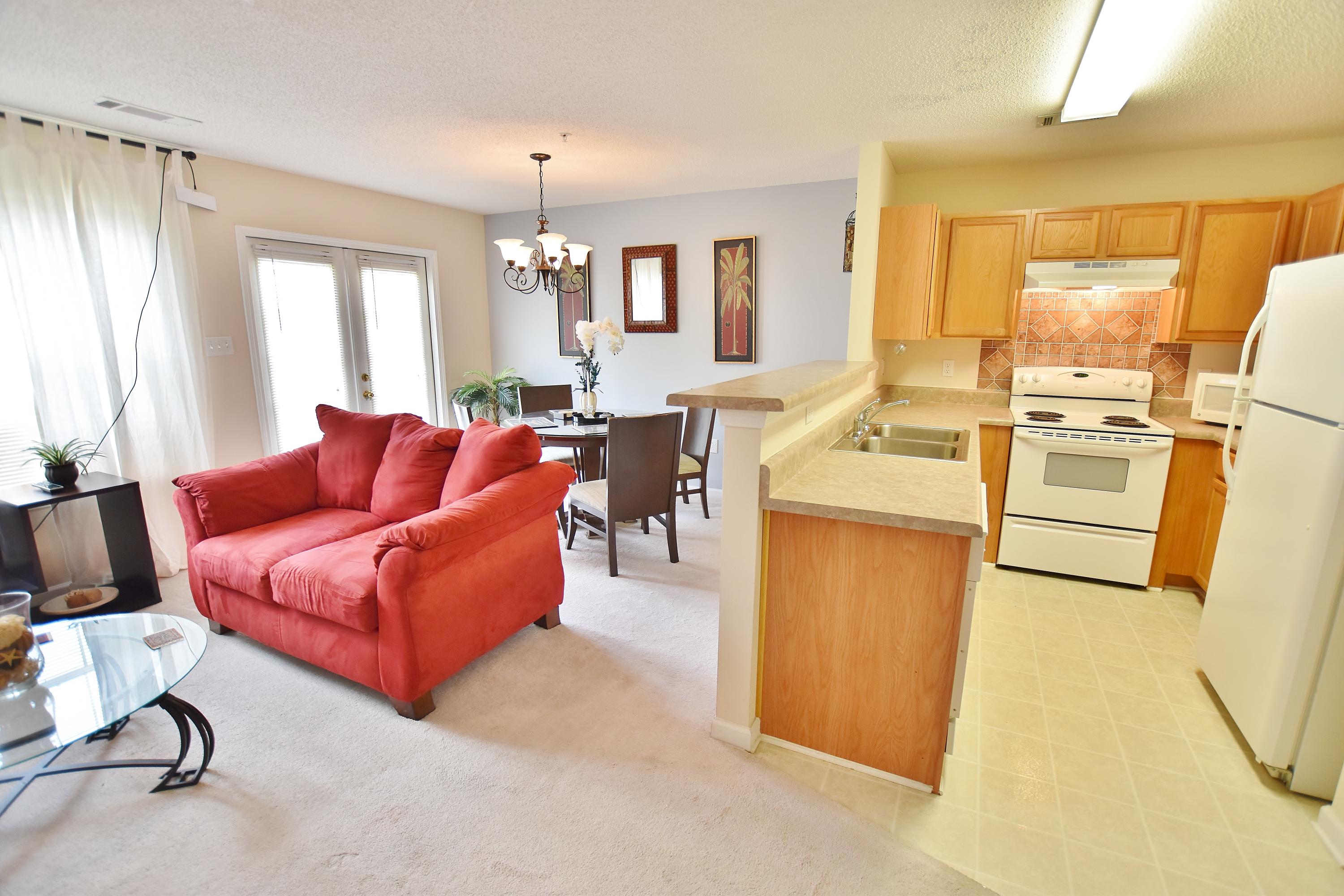 ROLLING PINES - Residential