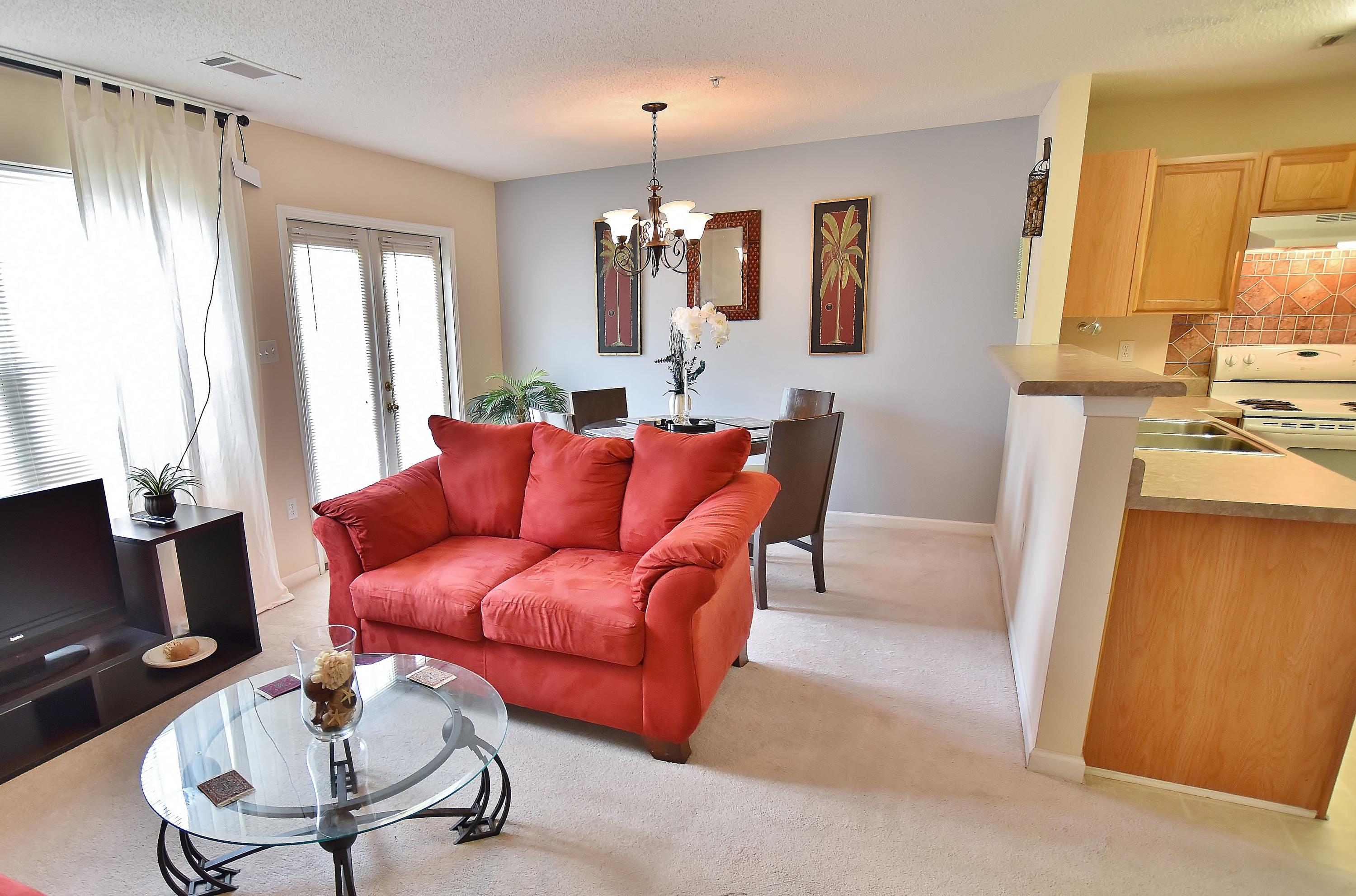 ROLLING PINES - Residential