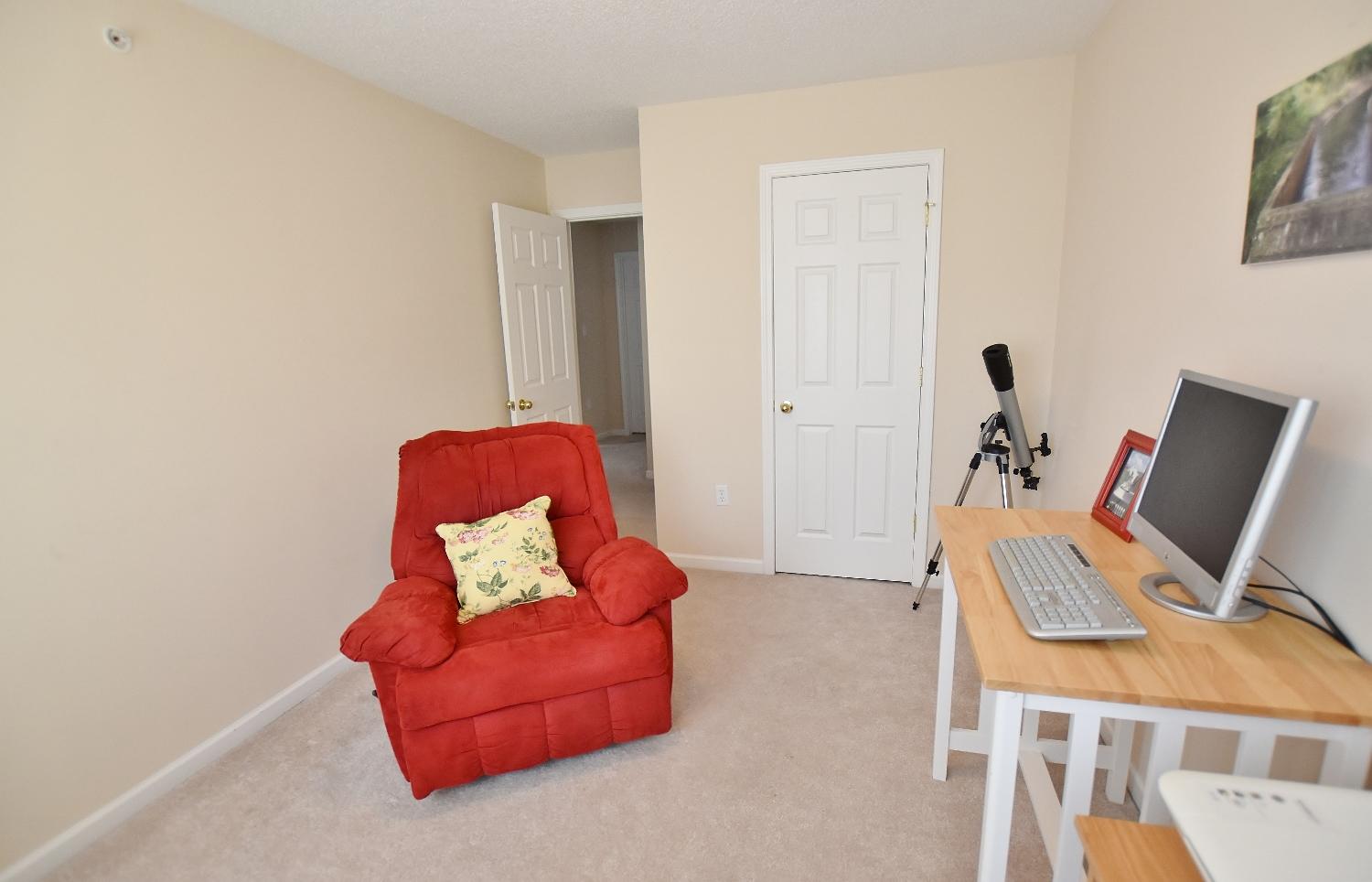 ROLLING PINES - Residential