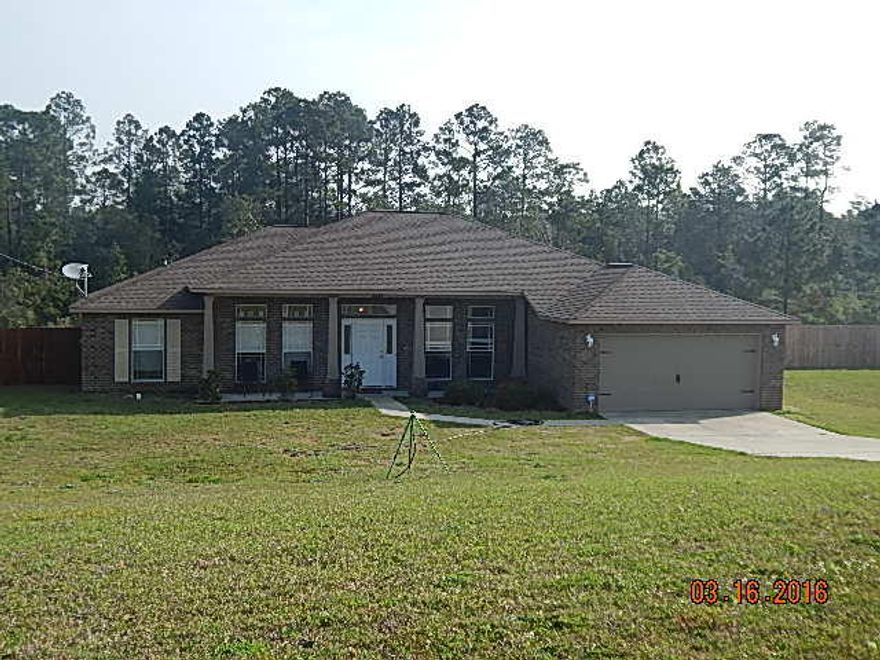 COMPLETED APPLICATIONS ARE REQUIRED FOR EACH ADULT BEING ACCEPTED AND PROCESSED ON A FIRST COME, FIRST SERVE BASIS. SMOKING PROHIBITED, PETS ALLOWED, RESTRICTIONS APPLY.THIS HOME FEATURES A FORMAL LIVING ROOM, FAMILY ROOM, FULLY EQUIPPED KITCHEN, BREAKFAST BAR AND PANTRY, BREAKFAST ROOM AND FORMAL DINING ROOM. SPLIT BEDROOM FLOOR PLAN, LARGE MASTER SUITE WITH DOUBLE VANITIES, GARDEN TUB, SEPARATE SHOWER, LINEN CLOSET AND WALK IN CLOSET. 3 ADDITIONAL BEDROOMS AND 2 ADDITIONAL FULL BATH ROOMS. INSIDE LAUNDRY ROOM, 2 CAR GARAGE WITH OPENER, FENCED BACK YARD.FOR MORE INFORMATION, TO SCHEDULE AN APPOINTMENT AND TO APPLY ONLINE, PLEASE VISIT OUR WEBSITE AT WWW.PROPERTYFRAMEWORKS.COM/PENSACOLA