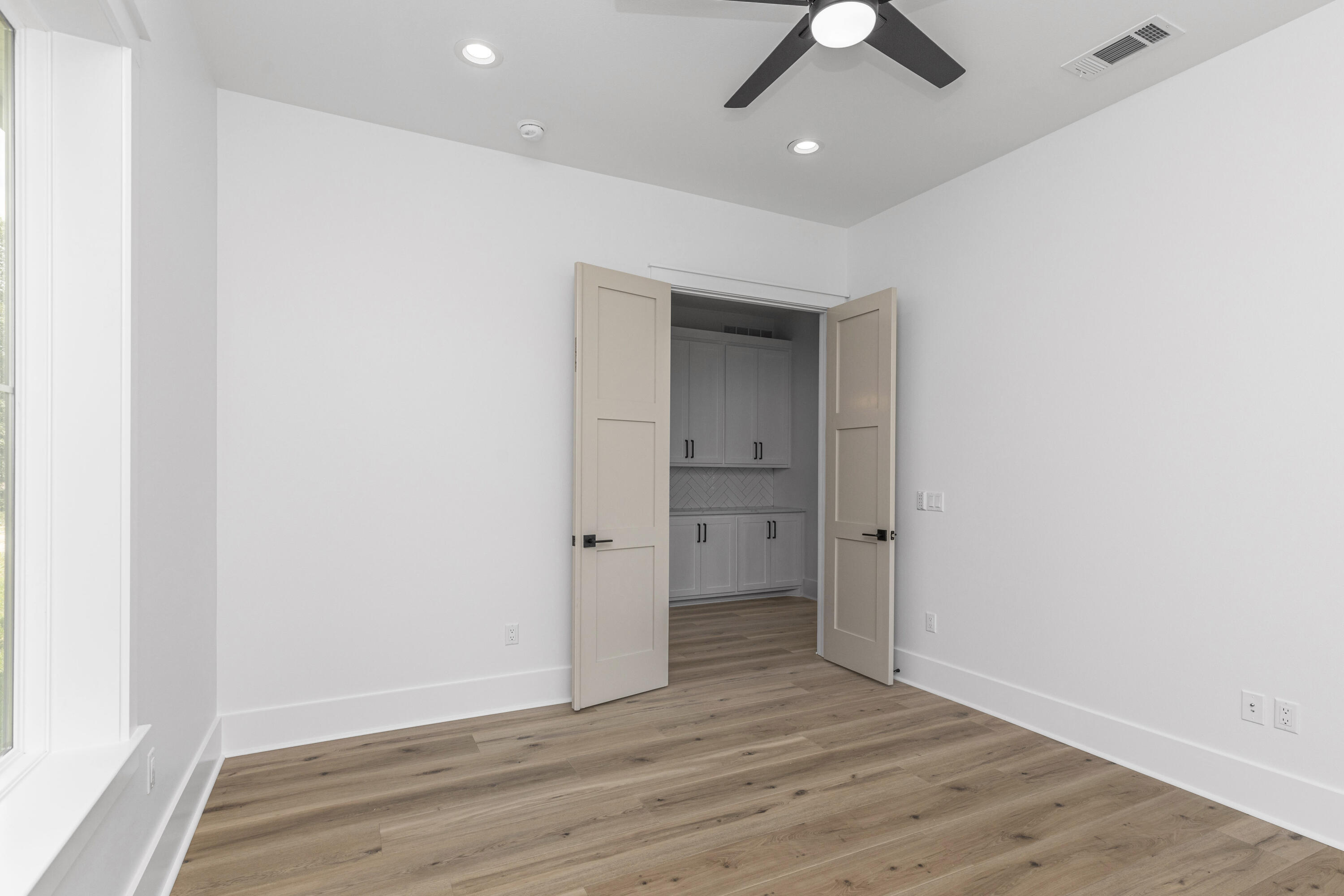 NONESUCH WAY - Residential