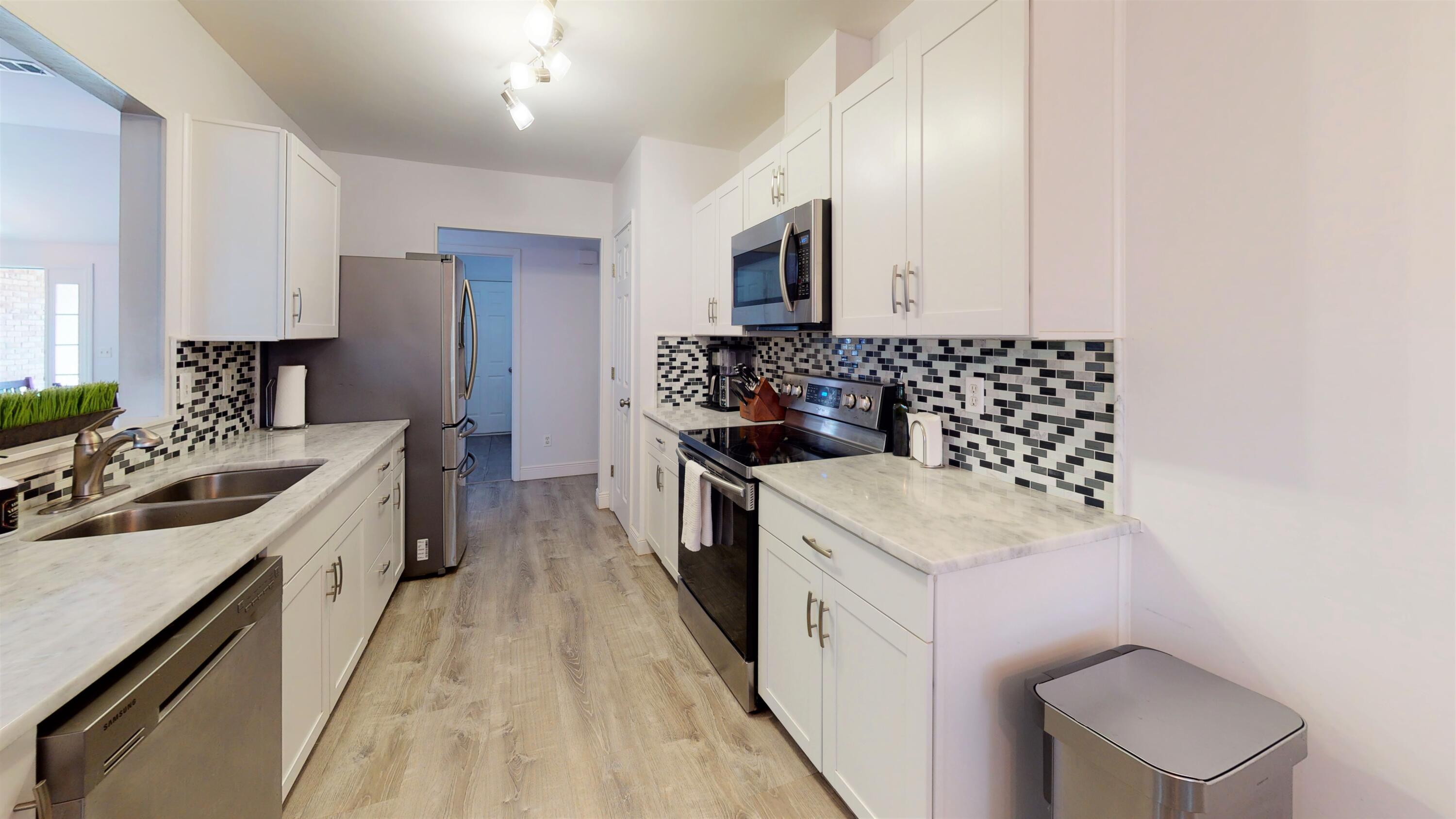 CEDAR RIDGE - Residential