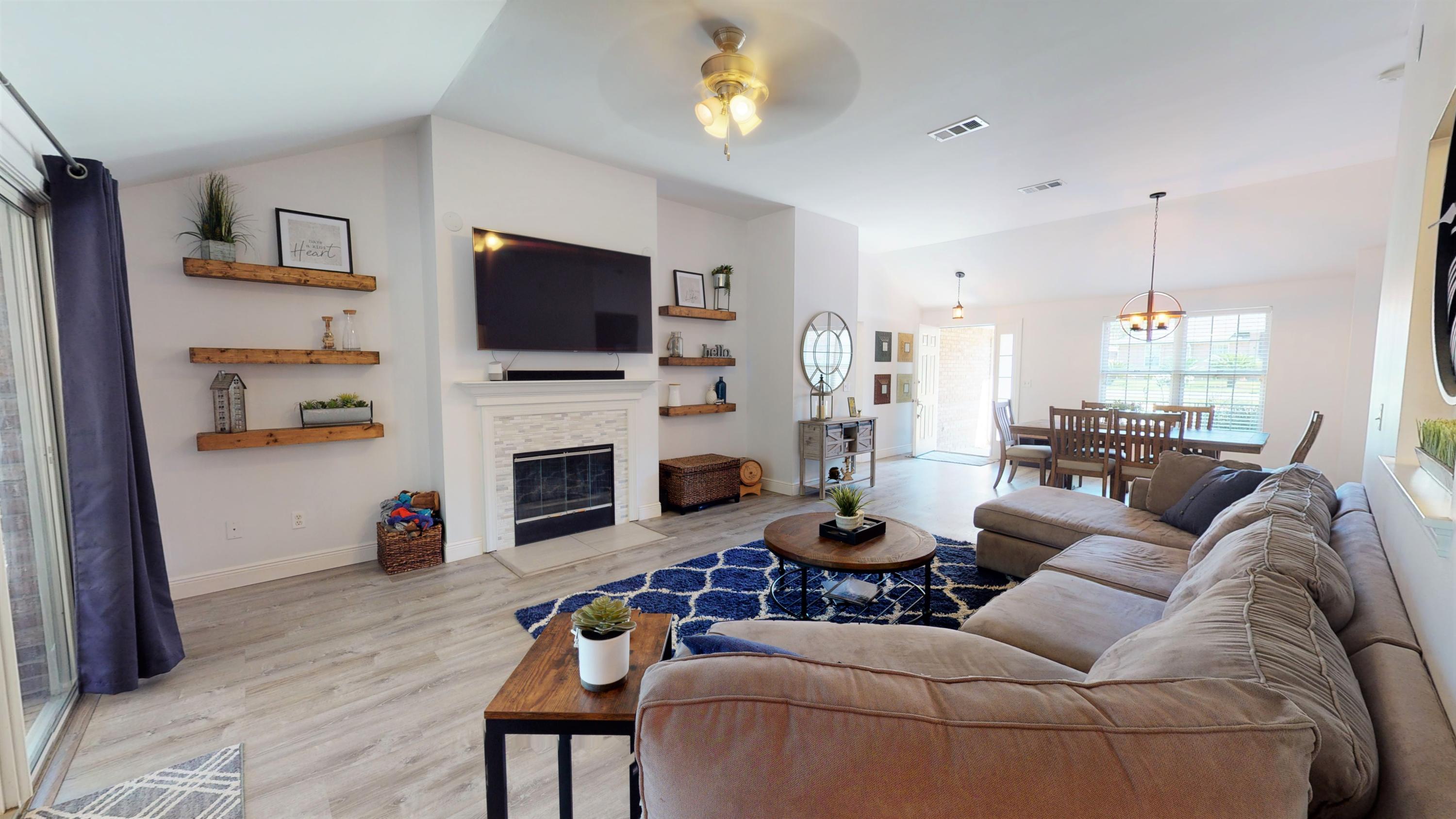 CEDAR RIDGE - Residential