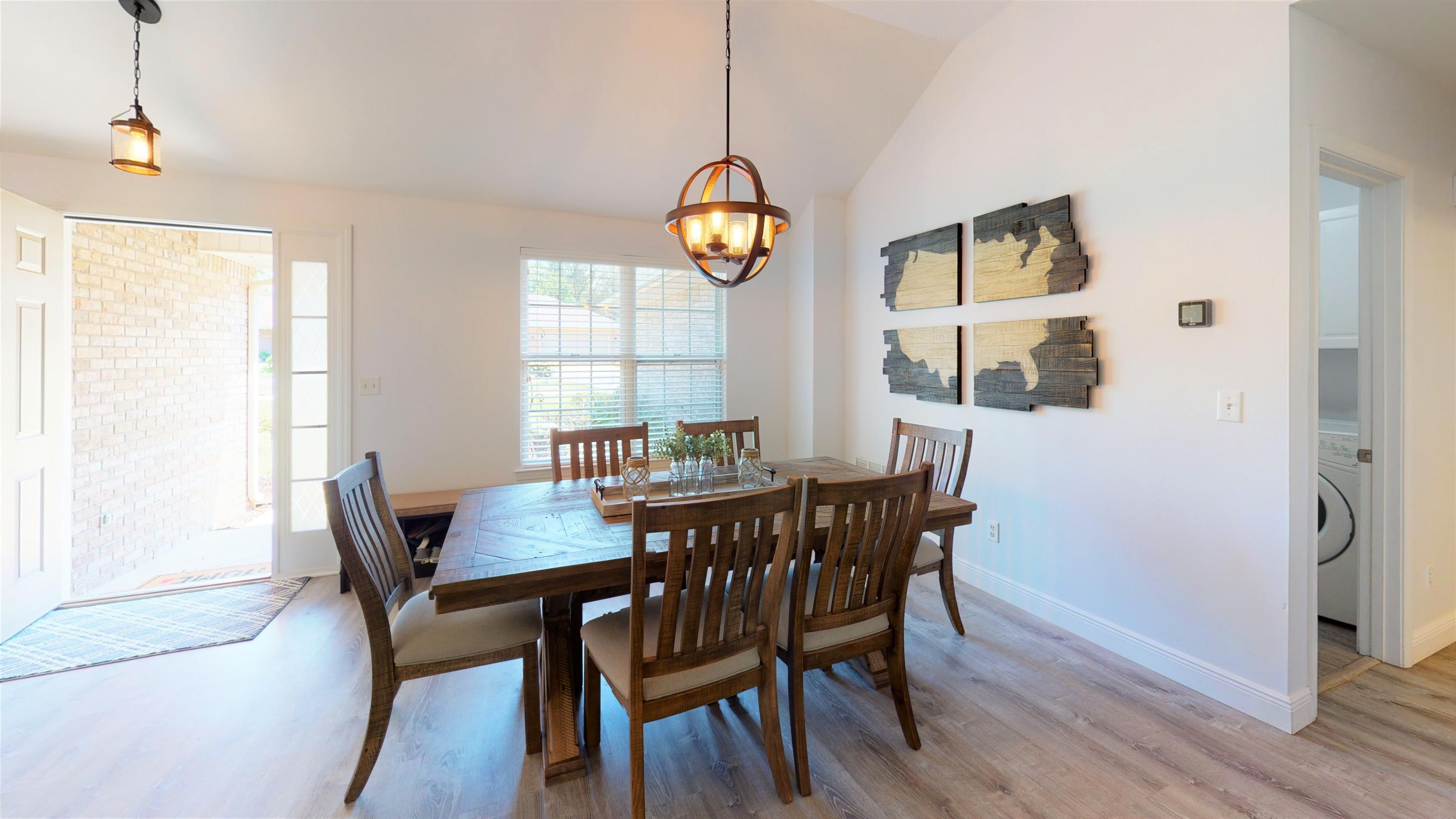 CEDAR RIDGE - Residential