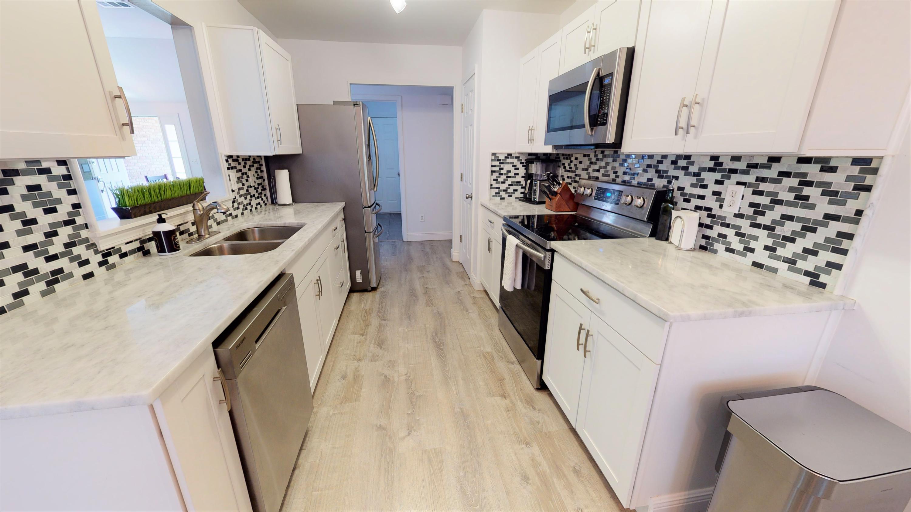 CEDAR RIDGE - Residential