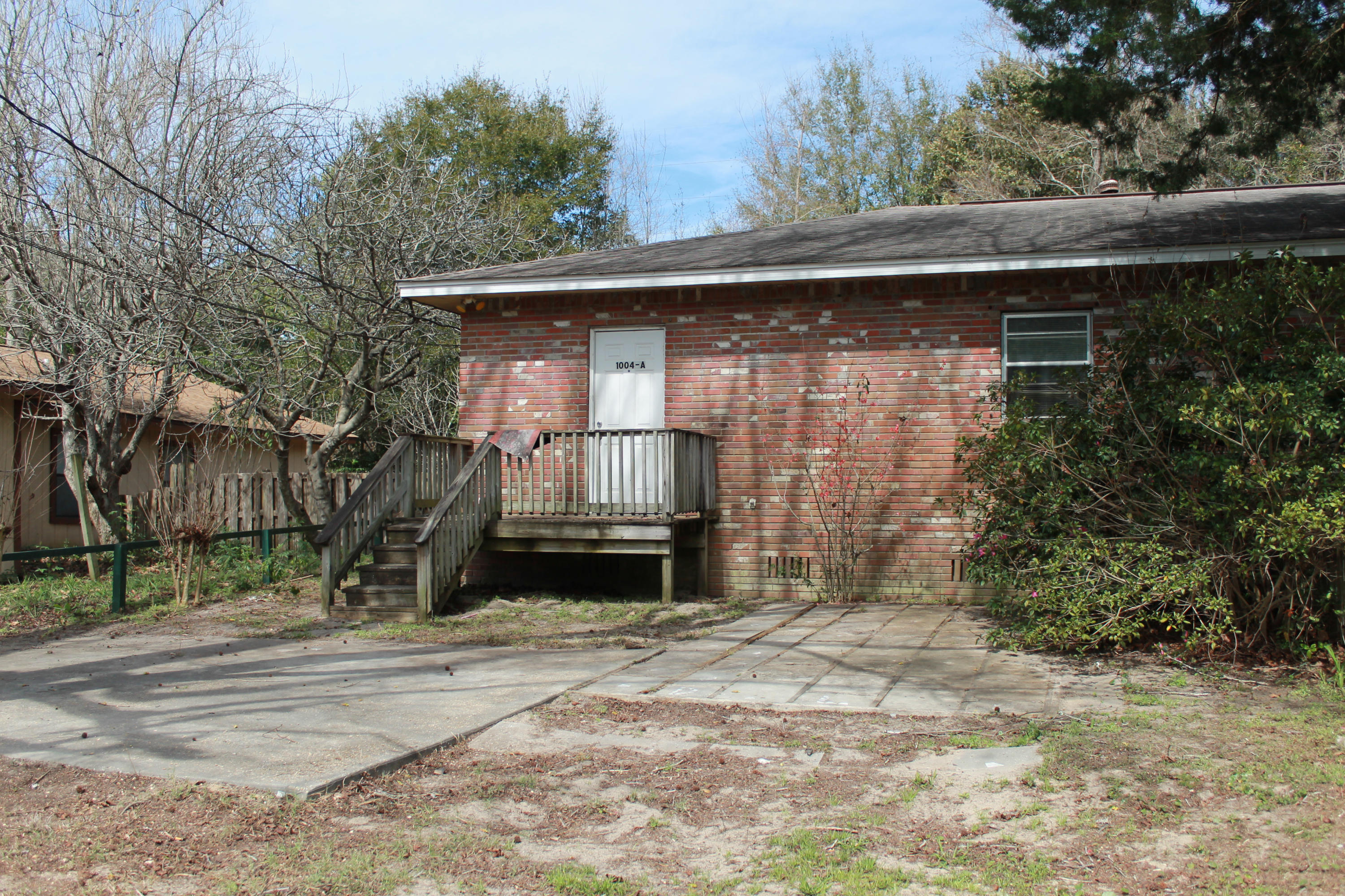 METES & BOUNDS - Residential