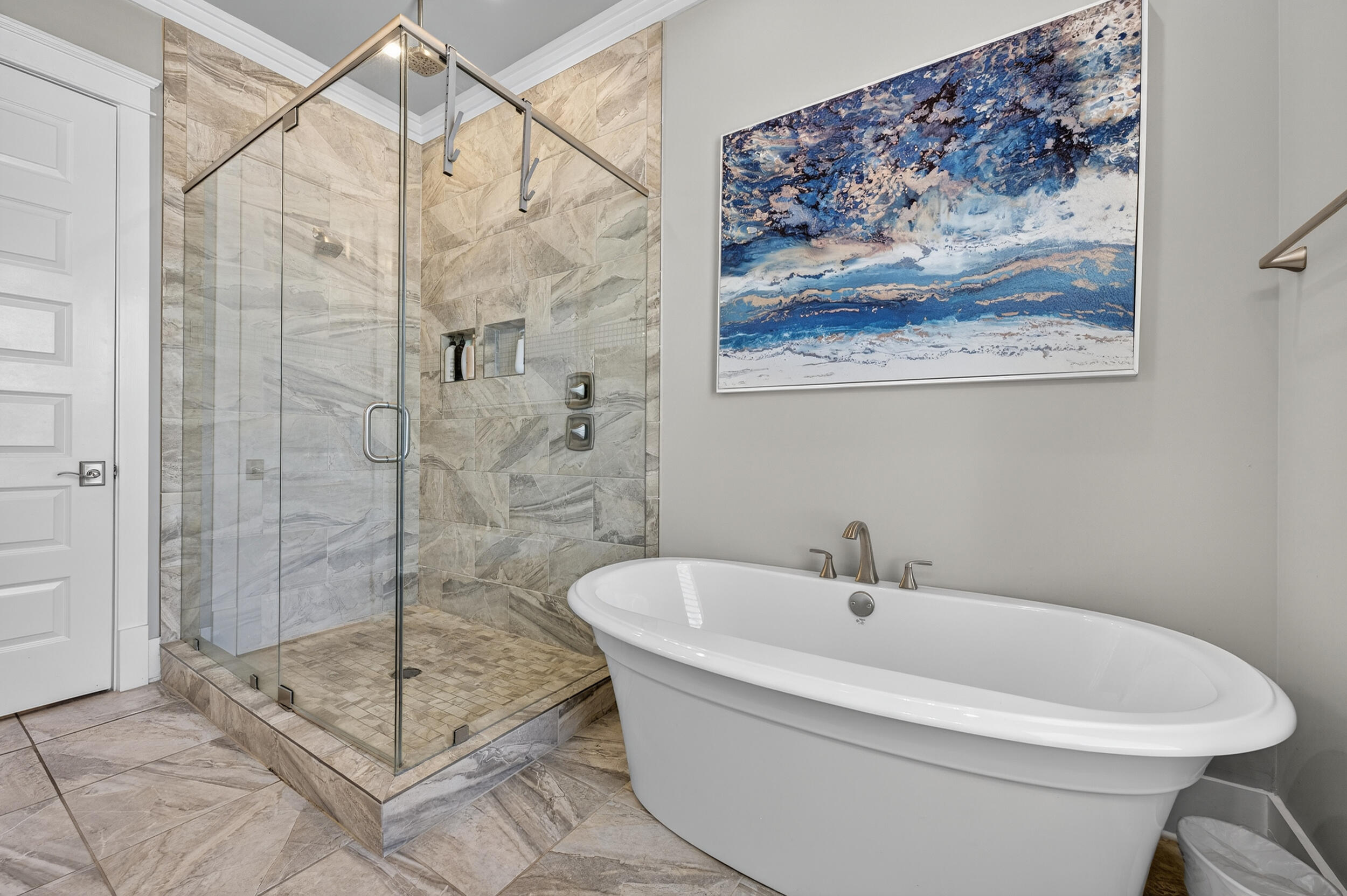 BY THE SEA - Residential