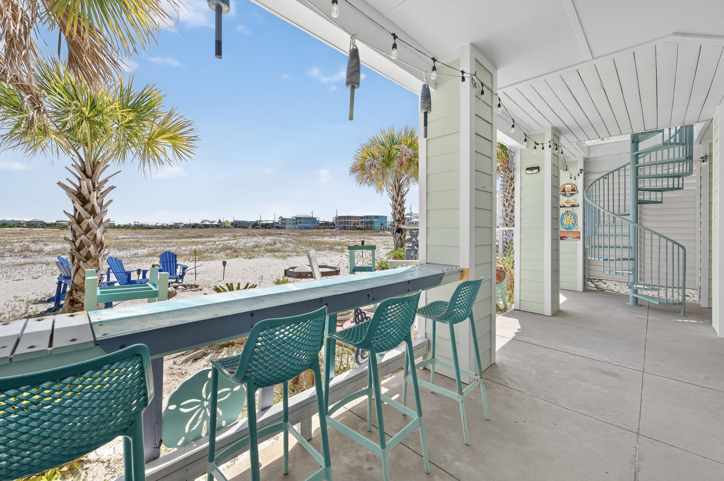 BY THE SEA - Residential
